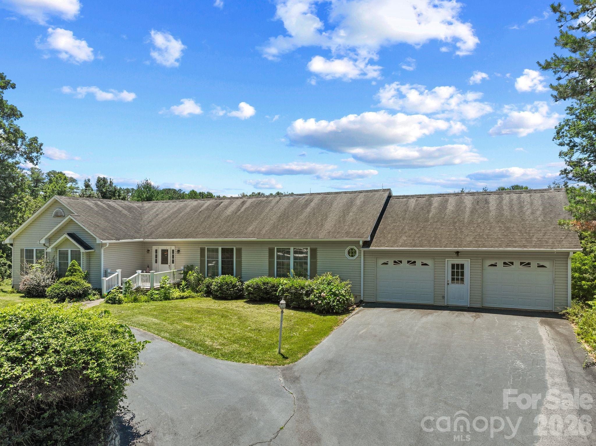 28 Song Bird Lane — Weaverville