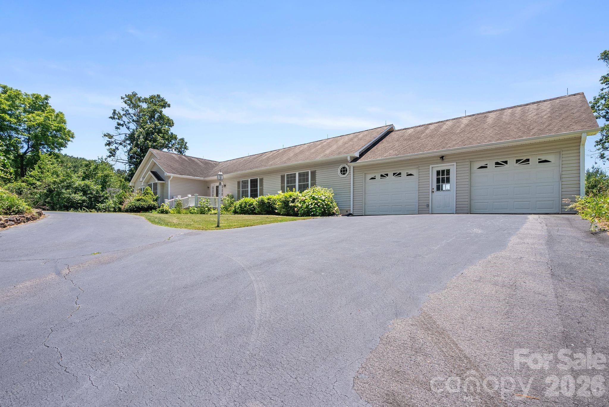 28 Song Bird Lane — Weaverville