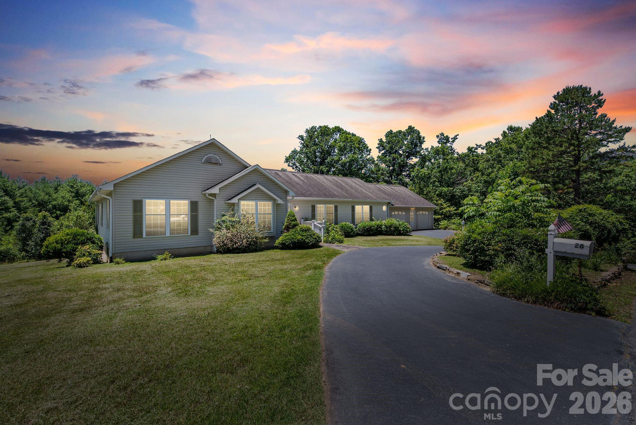 28 Song Bird Lane — Weaverville