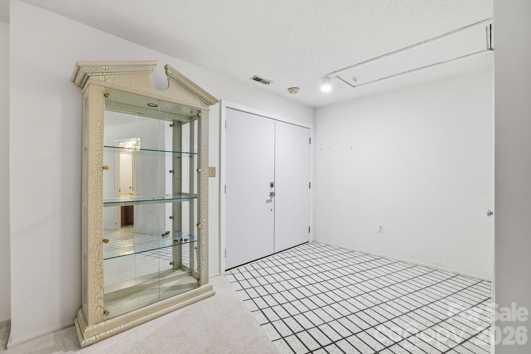 3423 Tinkerbell Lane — Charlotte