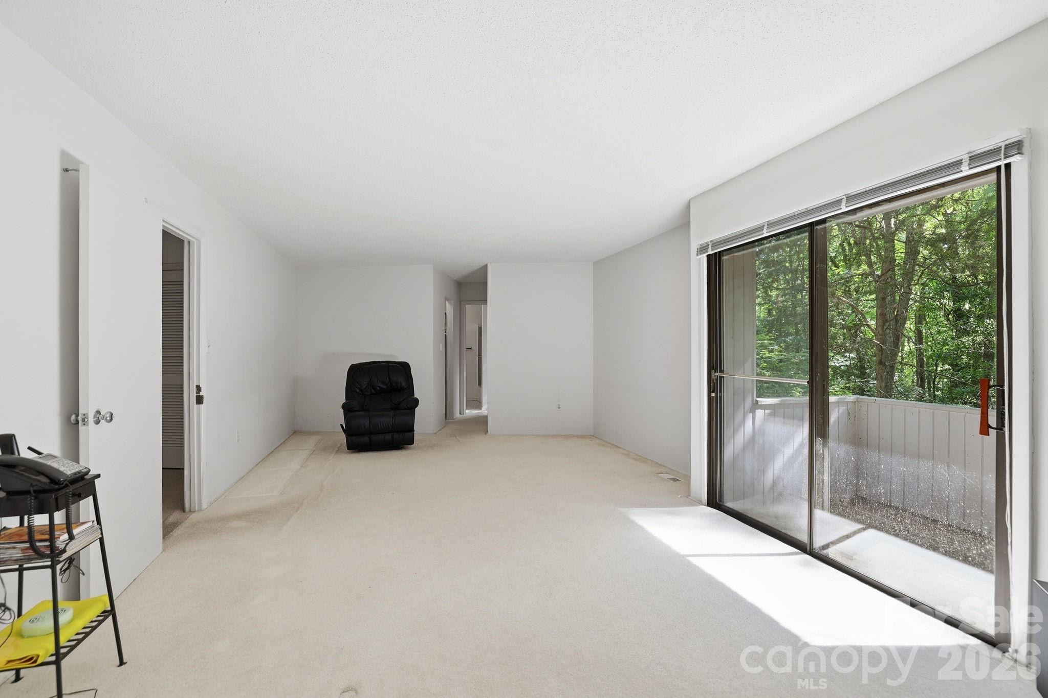 3423 Tinkerbell Lane — Charlotte