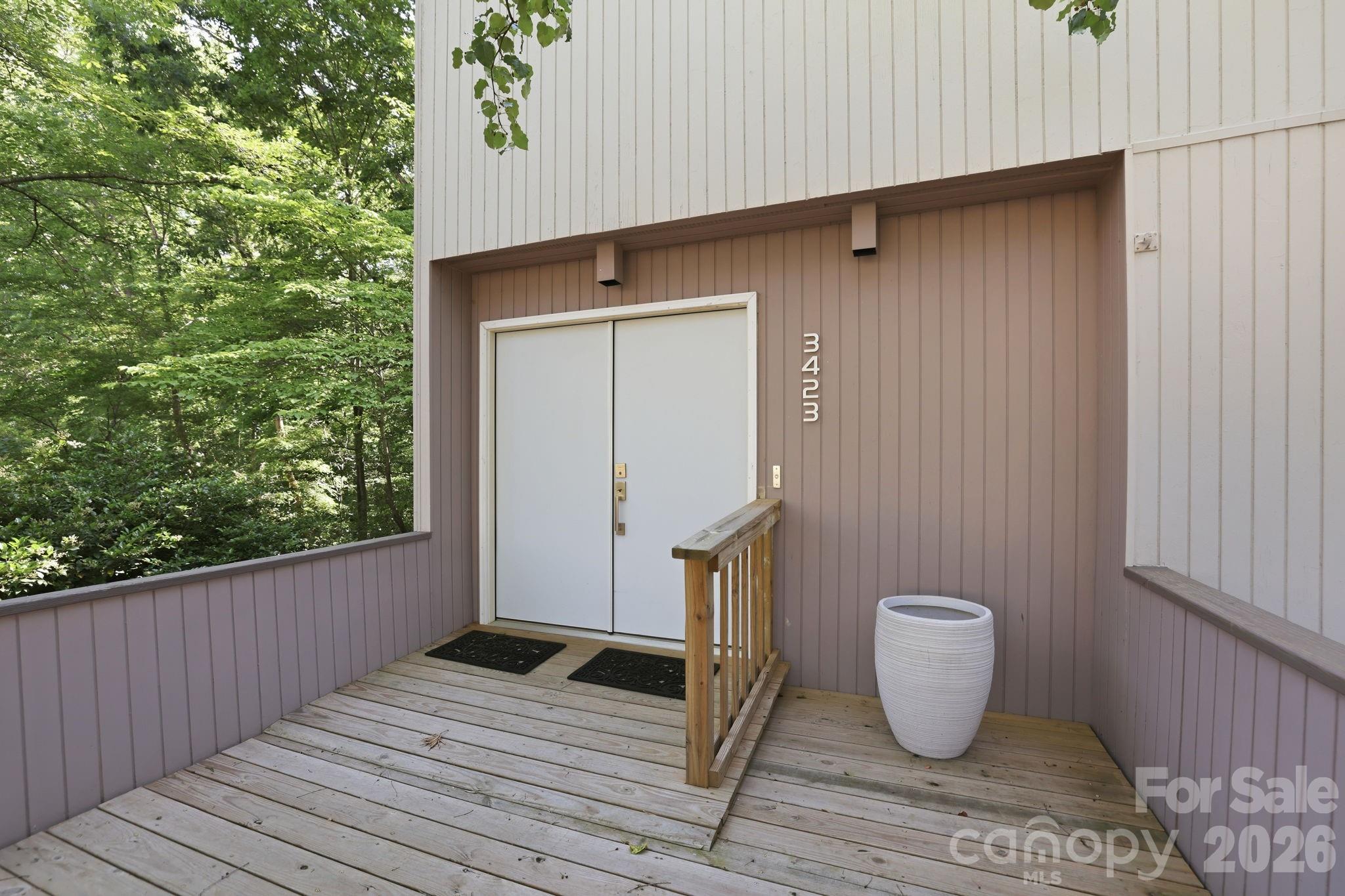 3423 Tinkerbell Lane — Charlotte