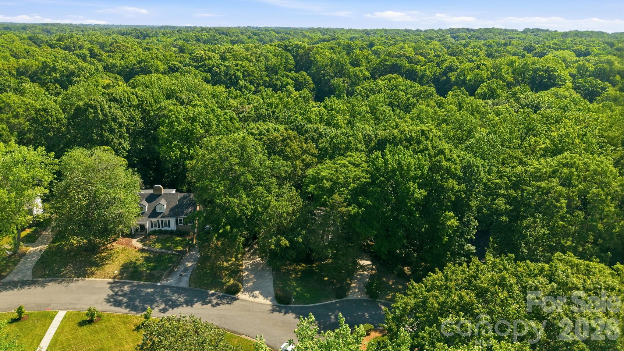 3423 Tinkerbell Lane — Charlotte