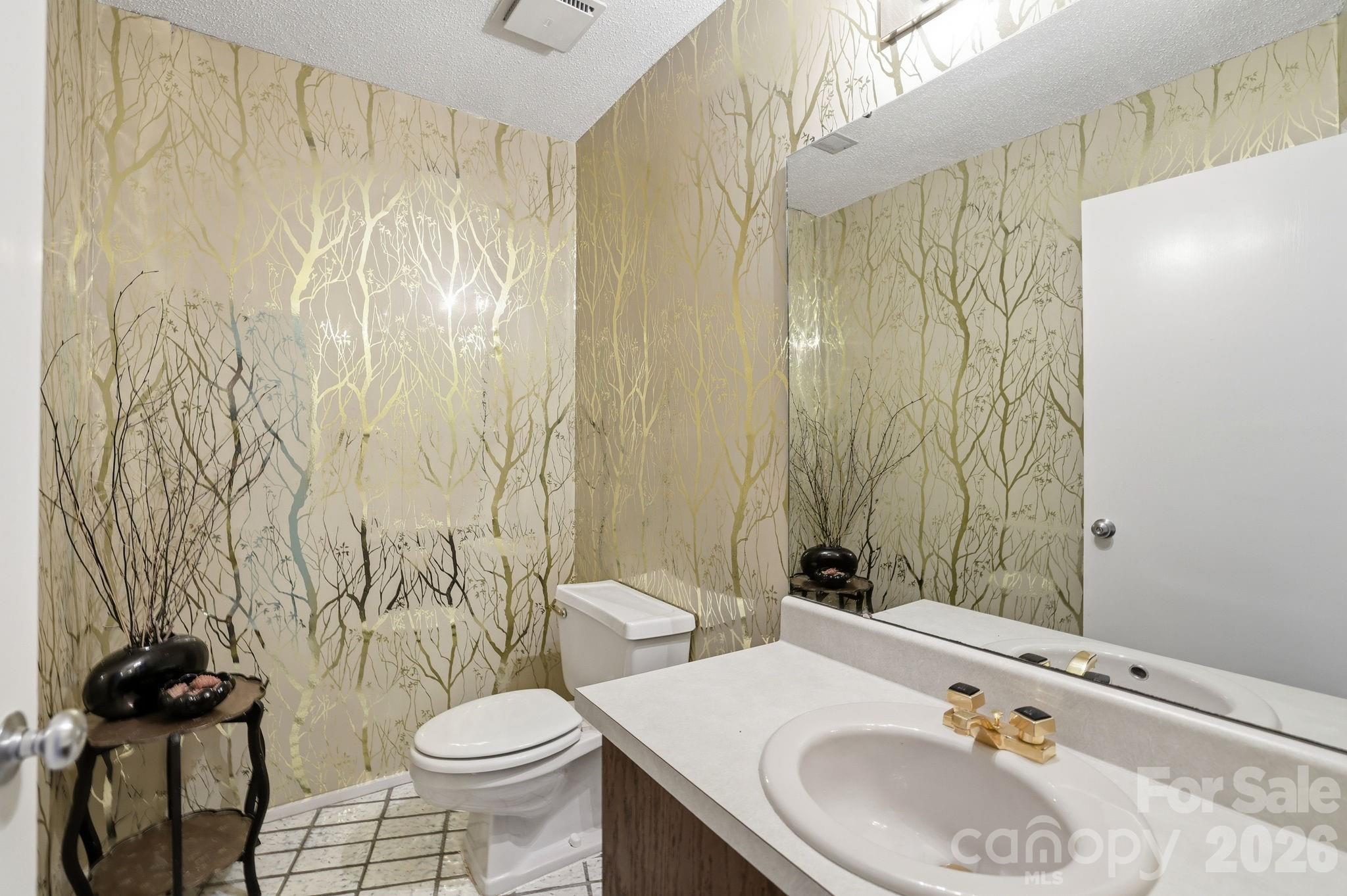 3423 Tinkerbell Lane — Charlotte