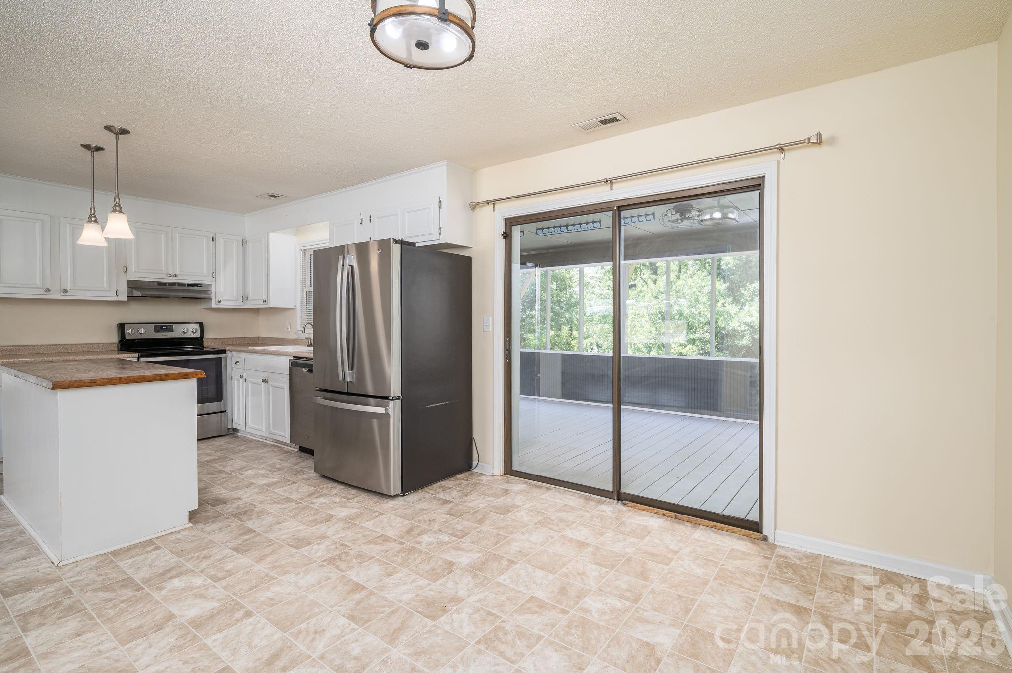 413 Bell Road — Kings Mountain