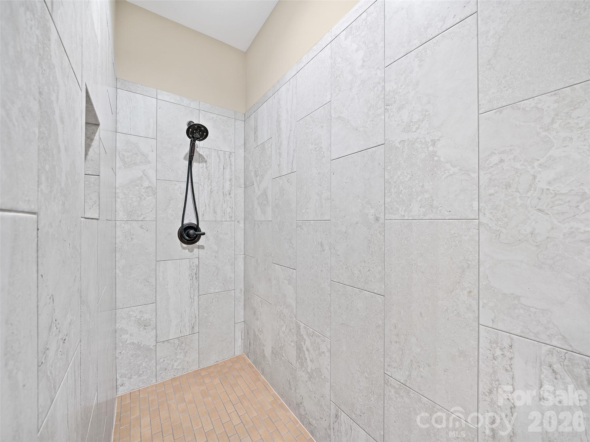 58 Sunny Morning Court — Hendersonville