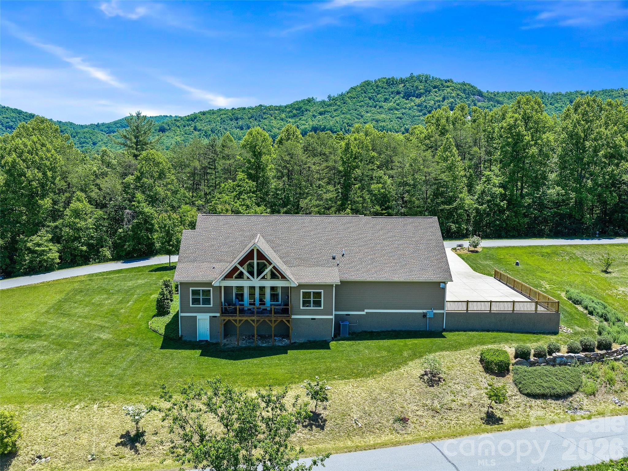 58 Sunny Morning Court — Hendersonville