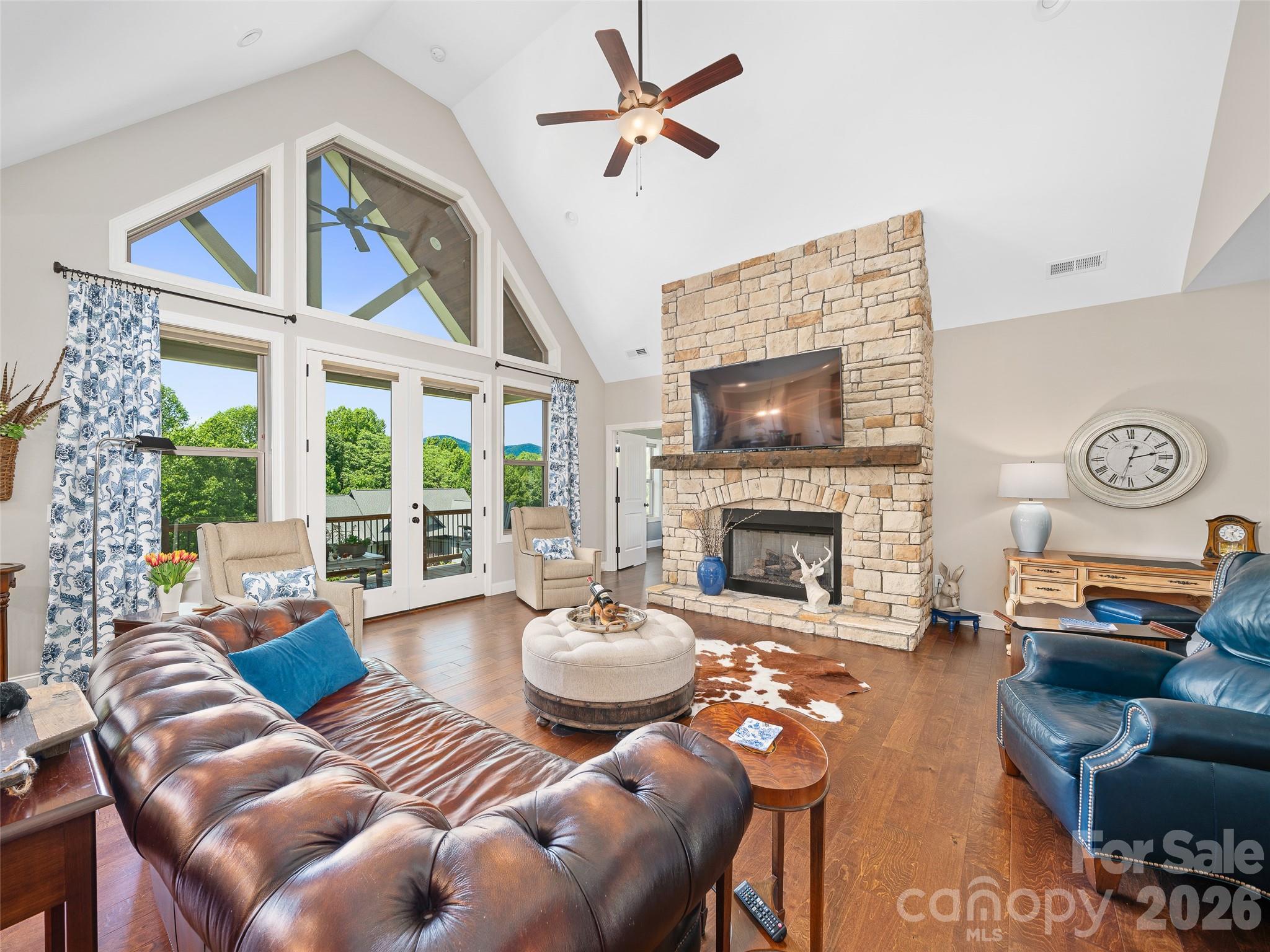 58 Sunny Morning Court — Hendersonville