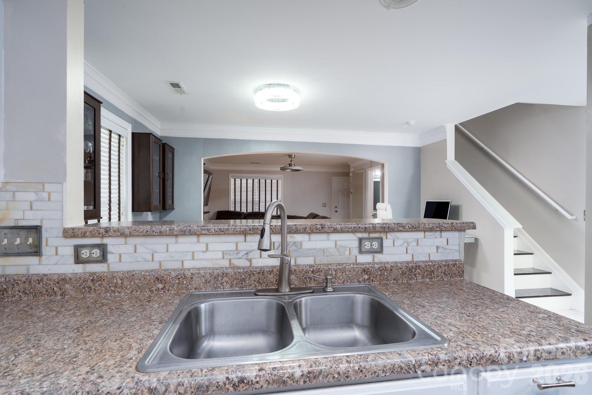 7329 Hidden Creek Drive — Charlotte