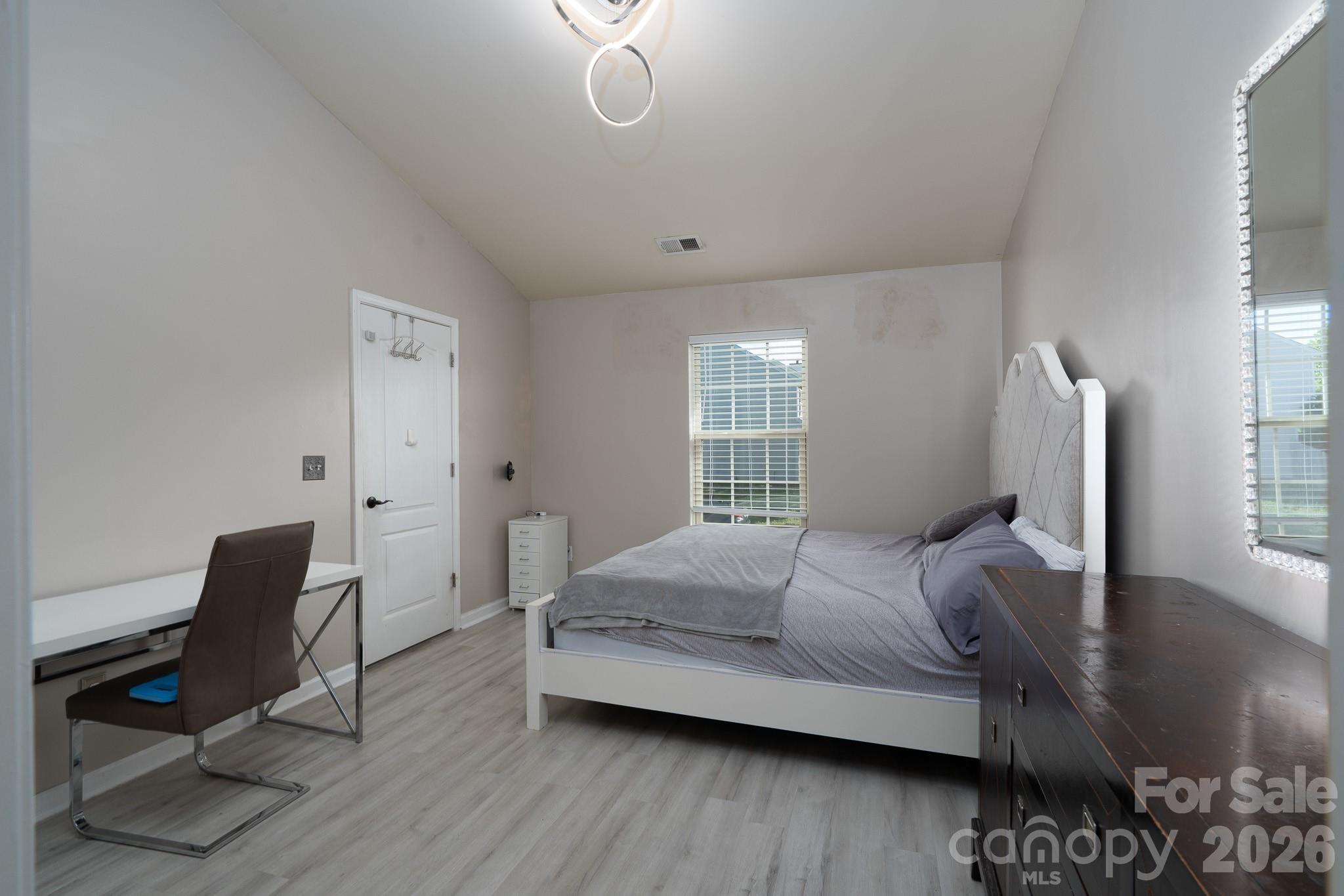 7329 Hidden Creek Drive — Charlotte