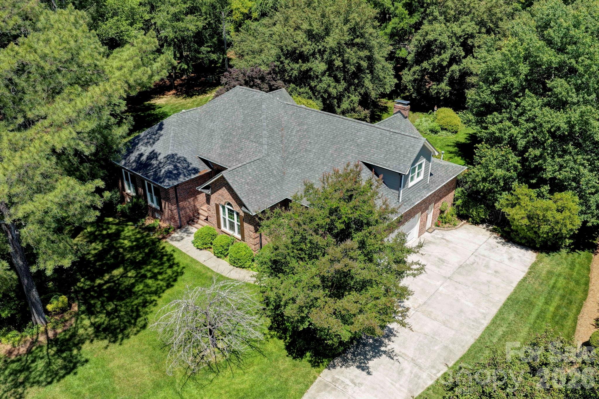 3498 Brighton Court NW — Concord