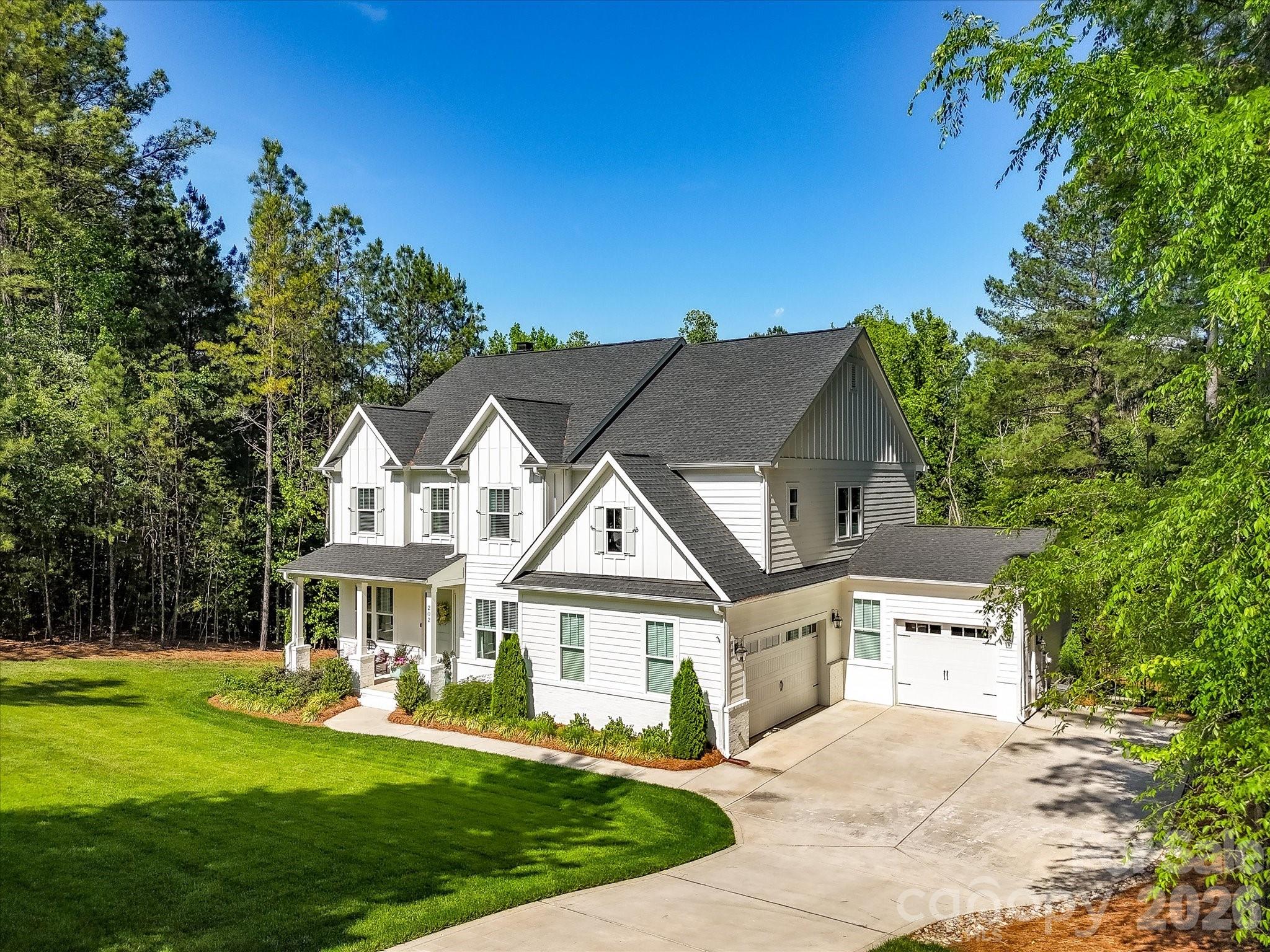 202 Streamwood Road — Troutman