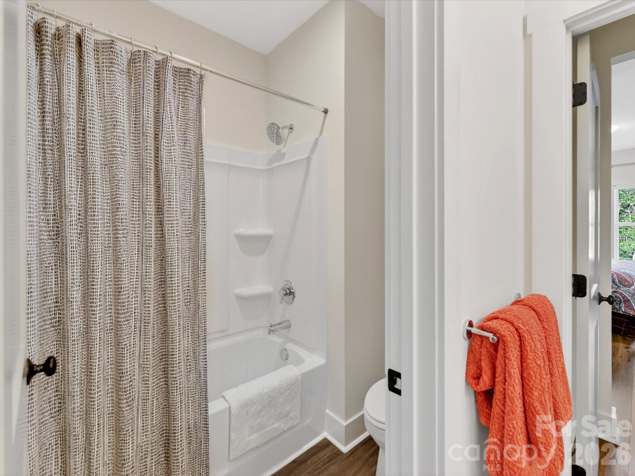 202 Streamwood Road — Troutman