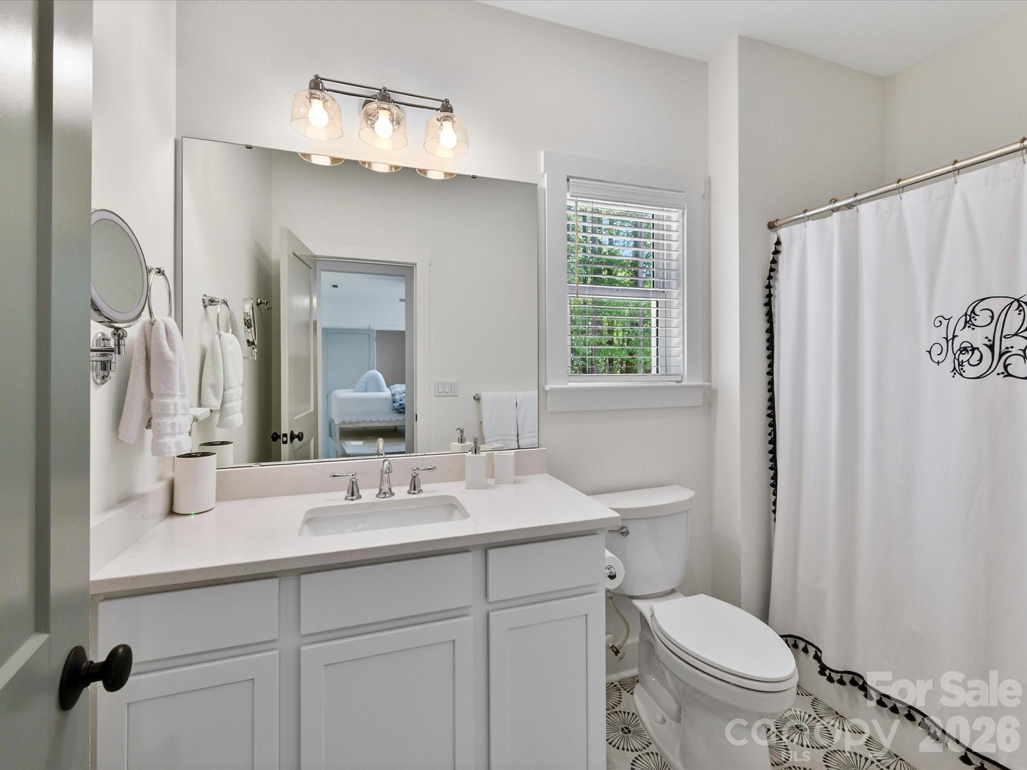 202 Streamwood Road — Troutman