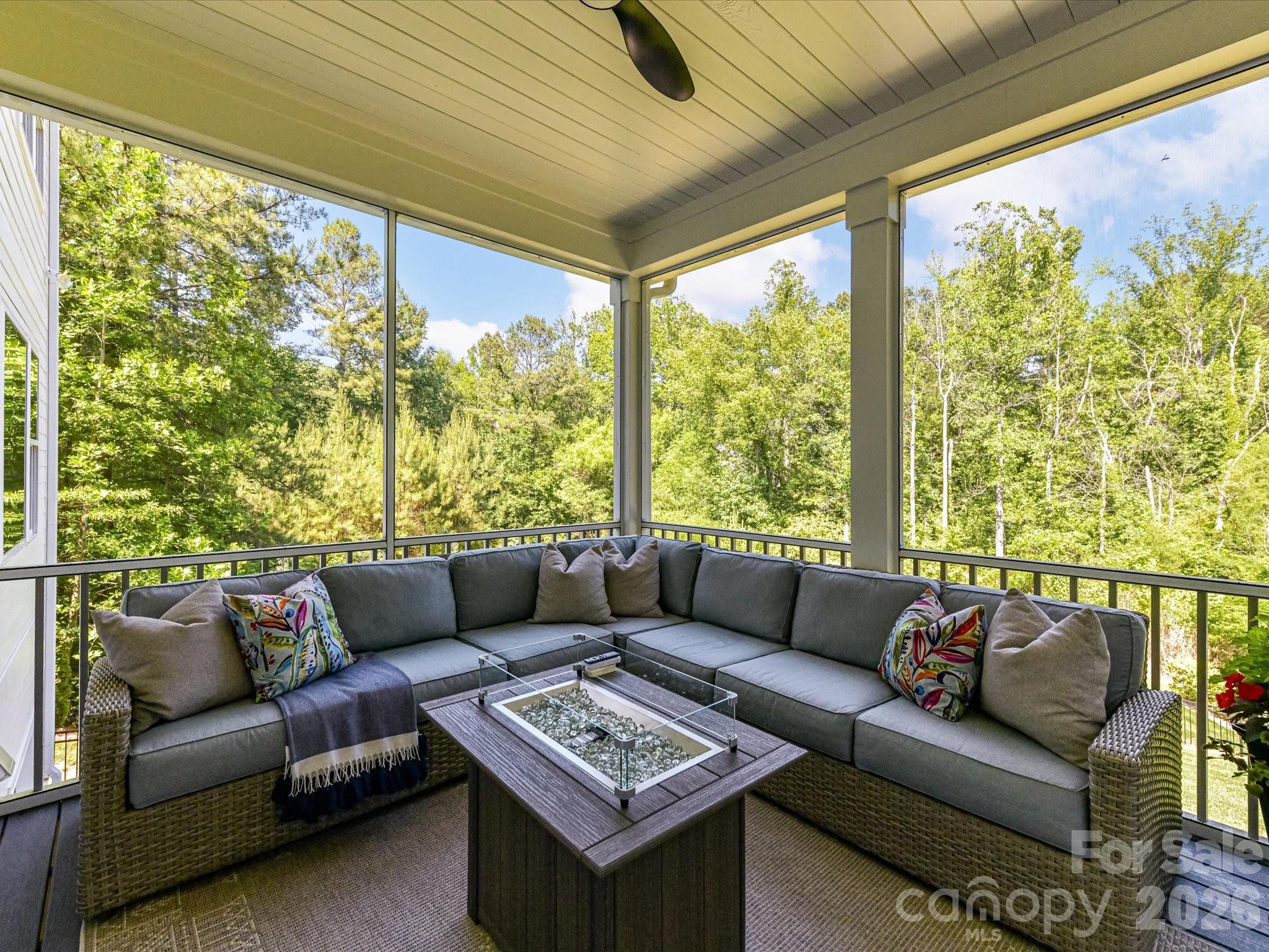 202 Streamwood Road — Troutman