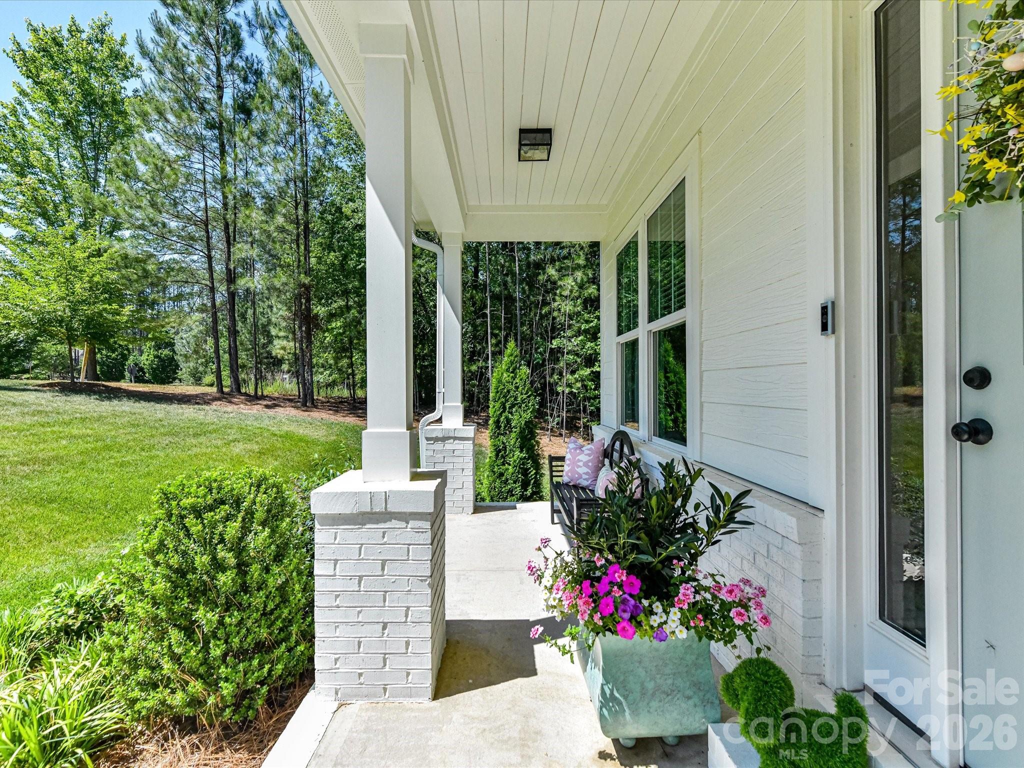 202 Streamwood Road — Troutman