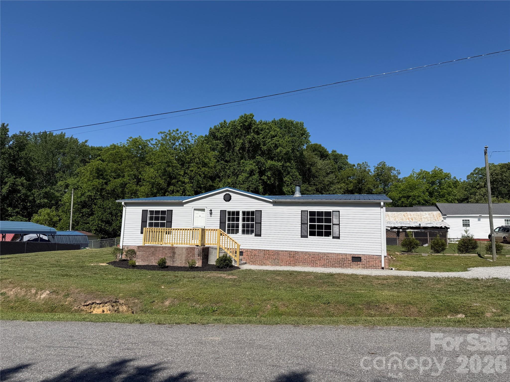 222 E Maine Avenue — Bessemer City