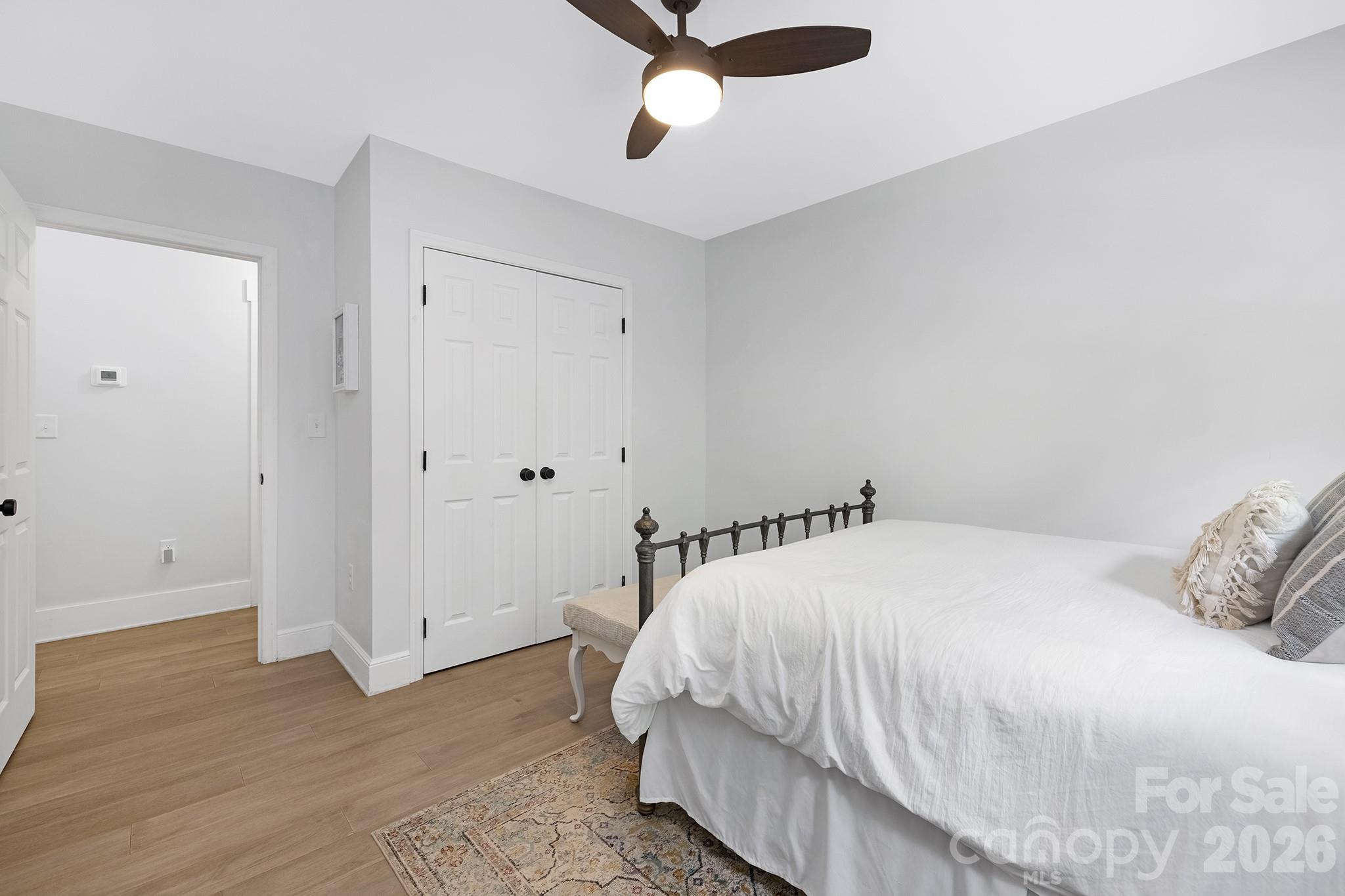 6213 Sharon Road — Charlotte