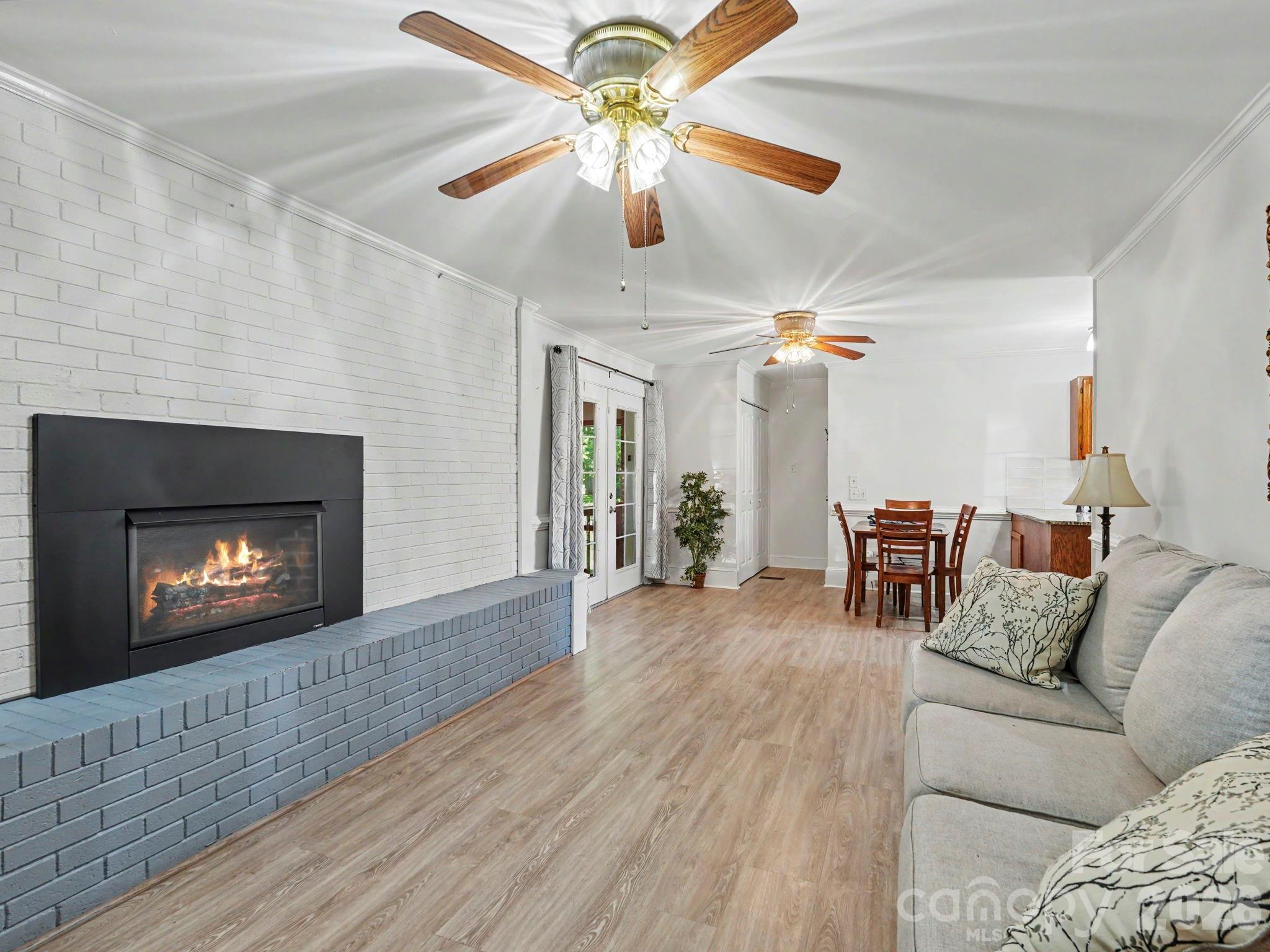 320 Rock Grove Church Road — Rockwell