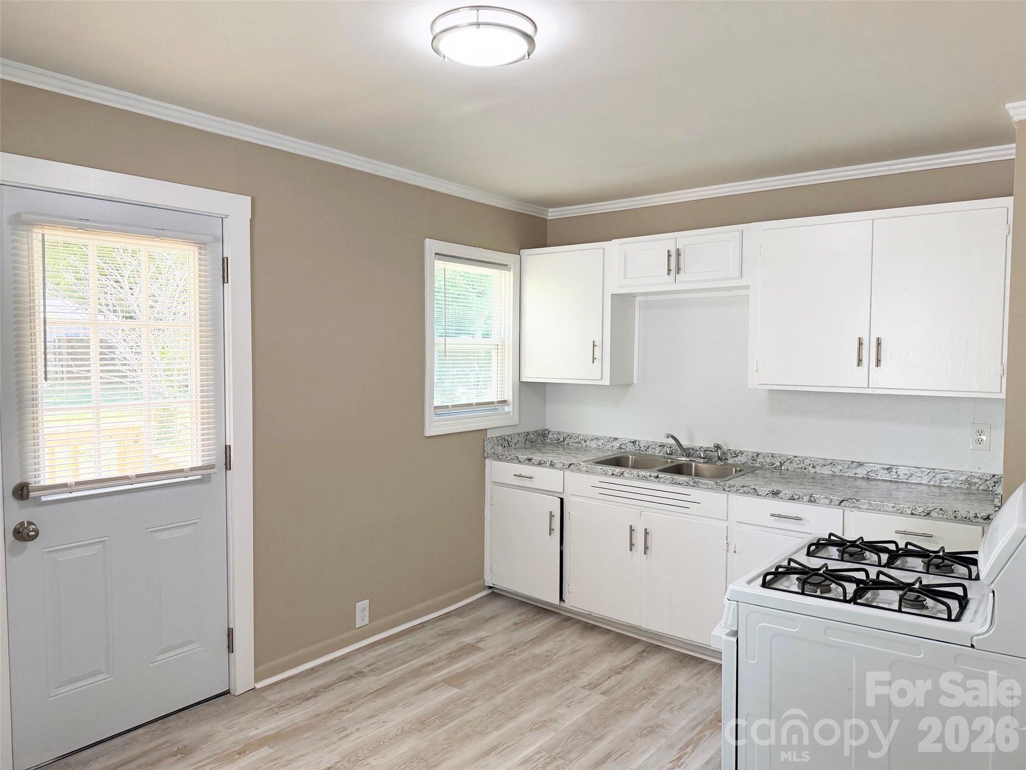 372 Baker Street — Rock Hill