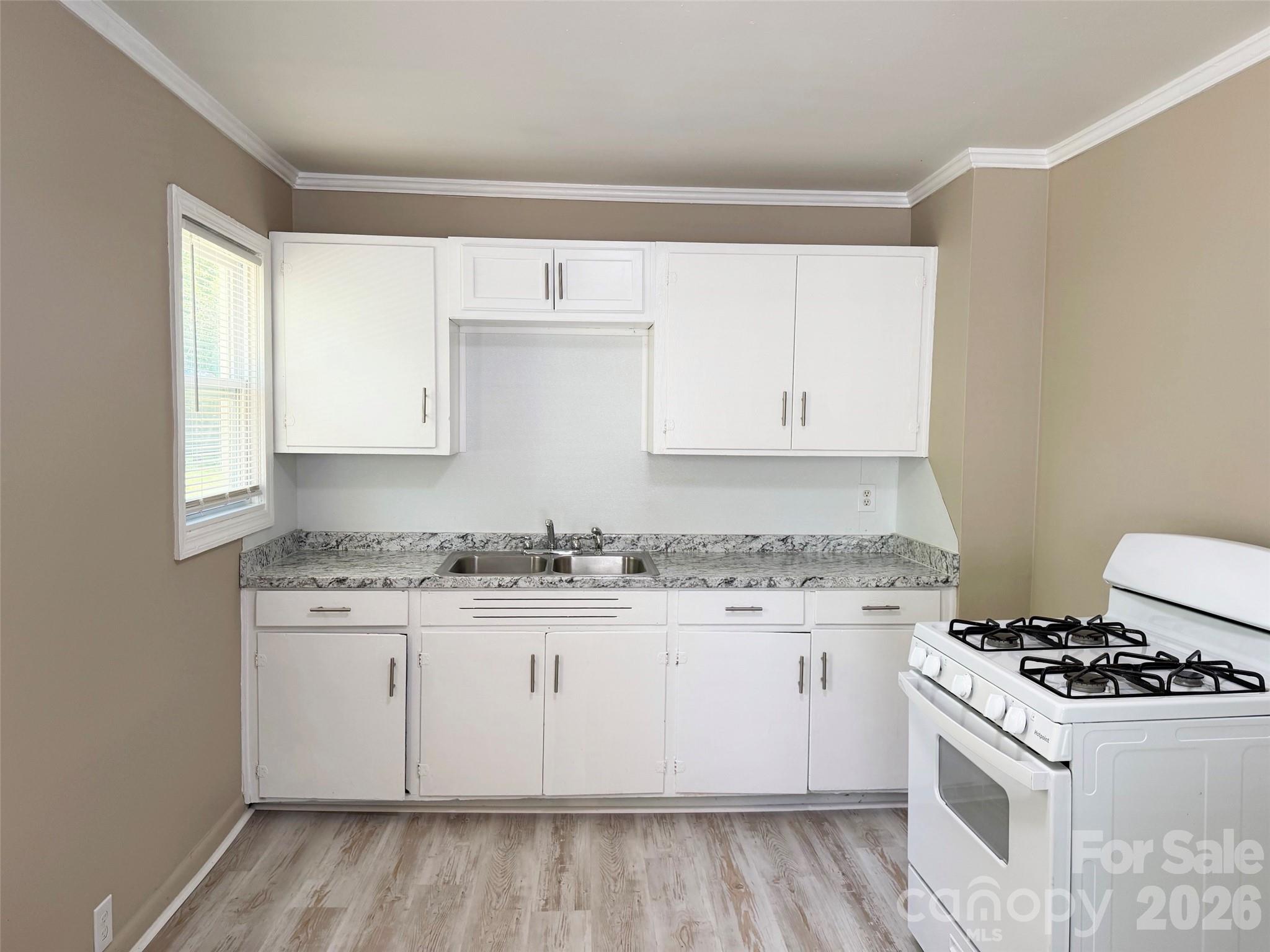 372 Baker Street — Rock Hill