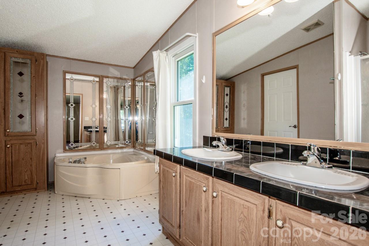 10372 Singletree Lane #21 — Davidson