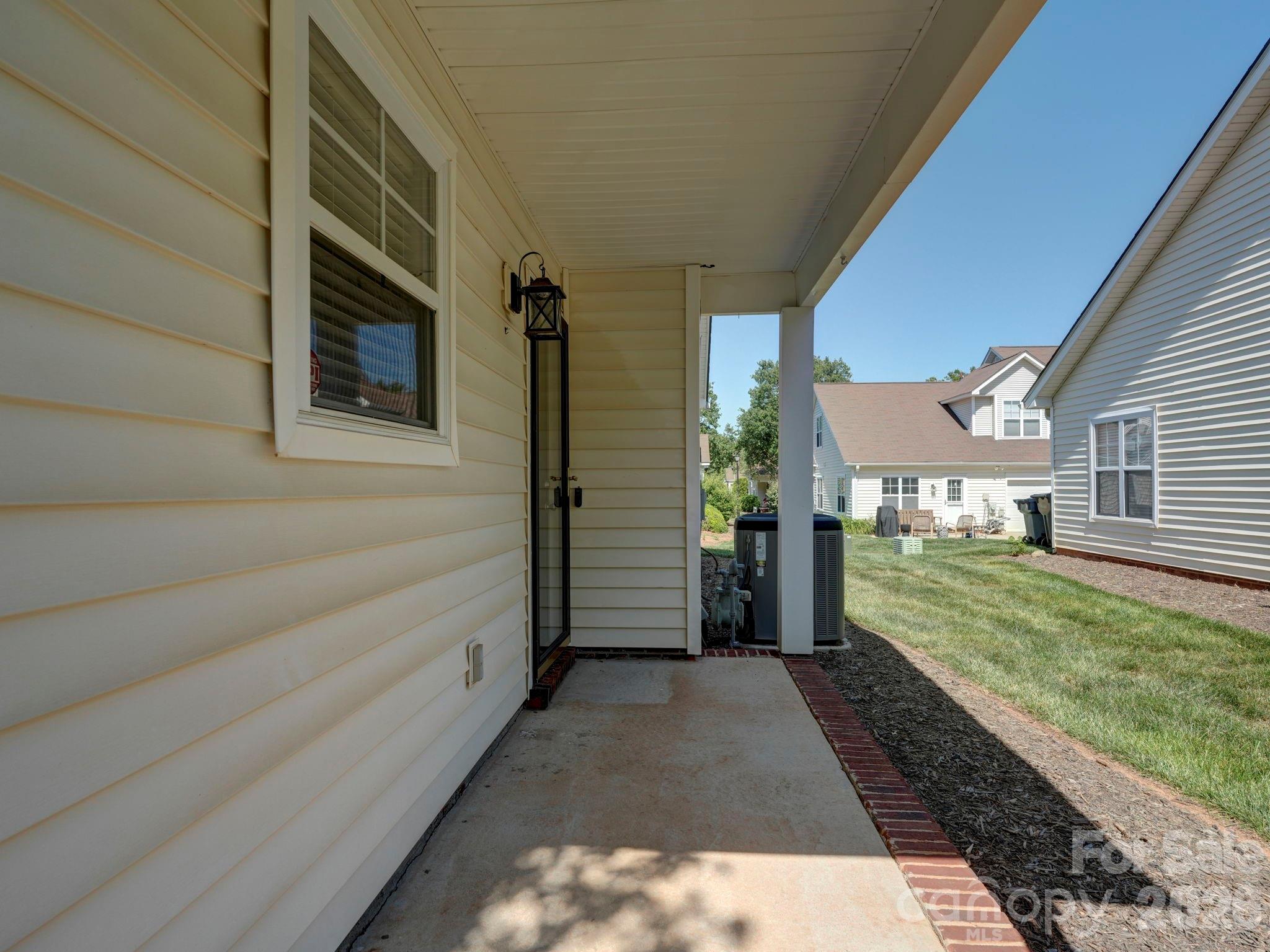 8339 Brickle Lane — Huntersville