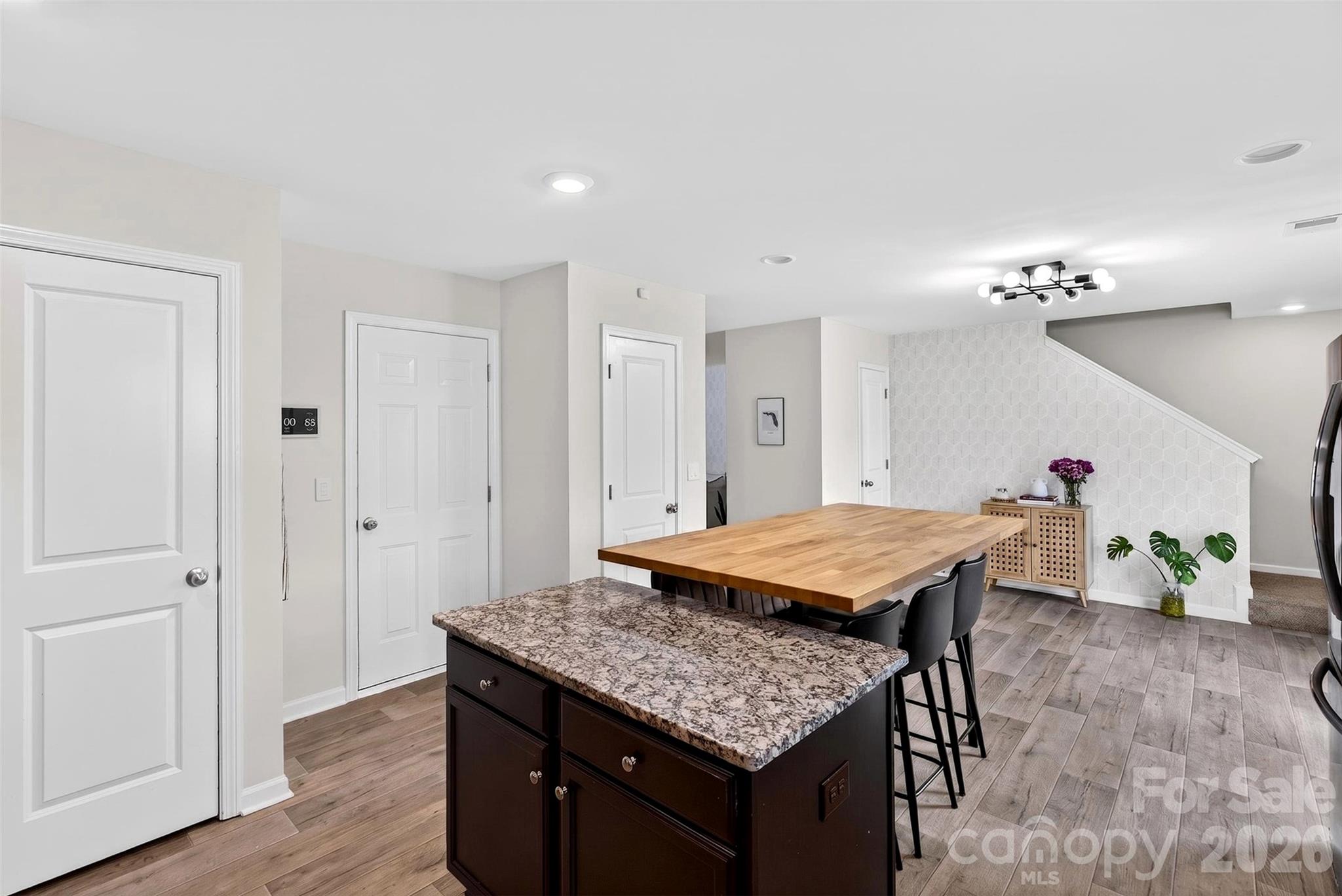 1221 Canter Place — Roebuck