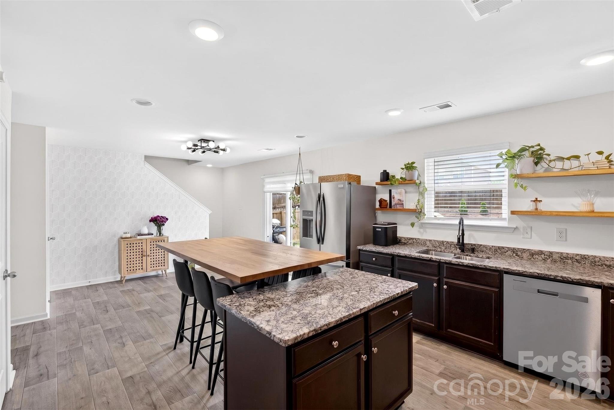 1221 Canter Place — Roebuck