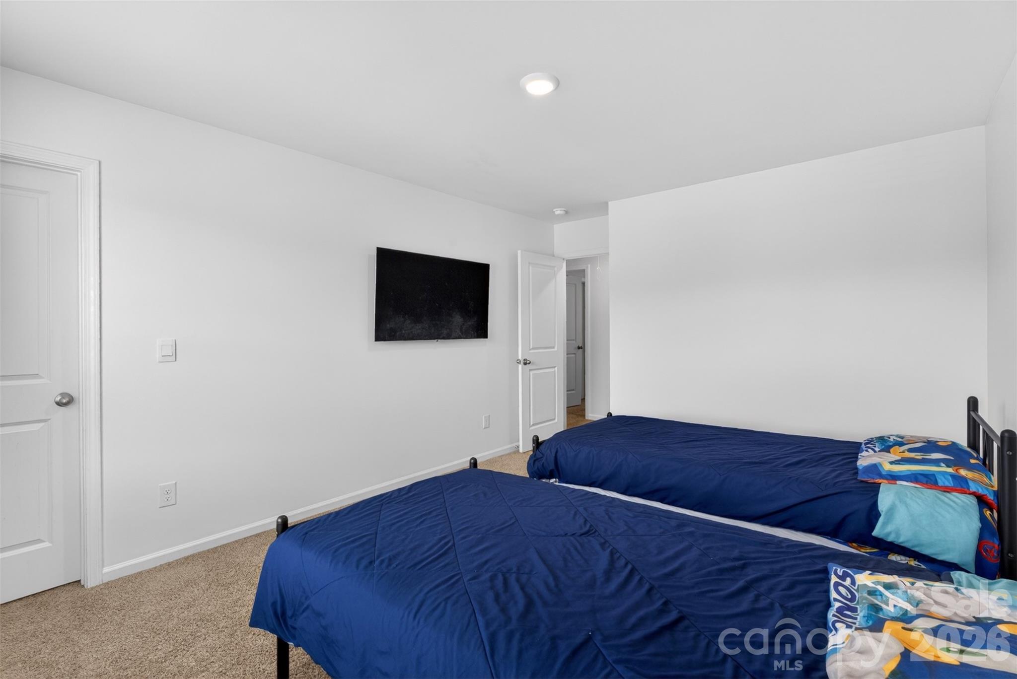 1221 Canter Place — Roebuck