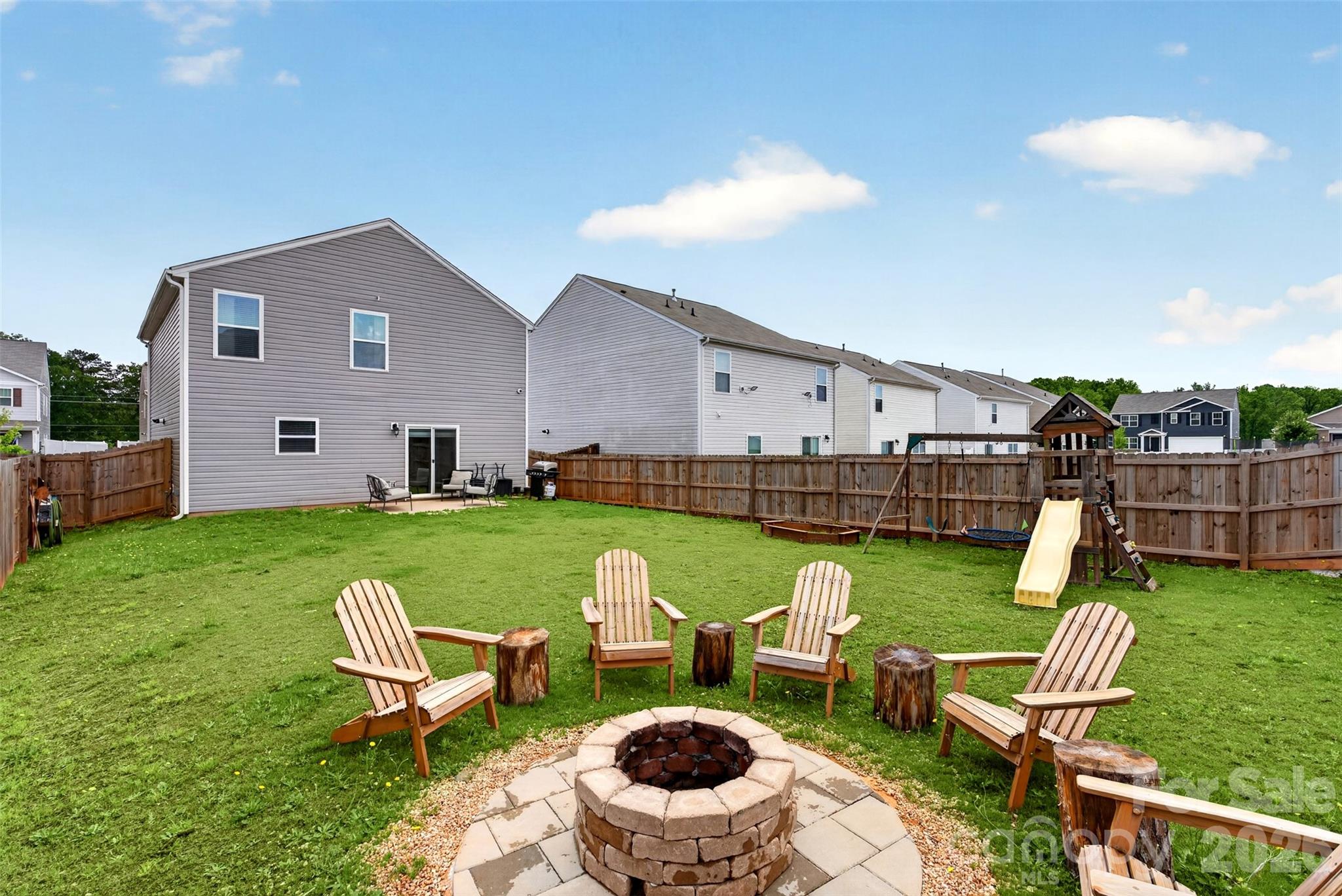1221 Canter Place — Roebuck
