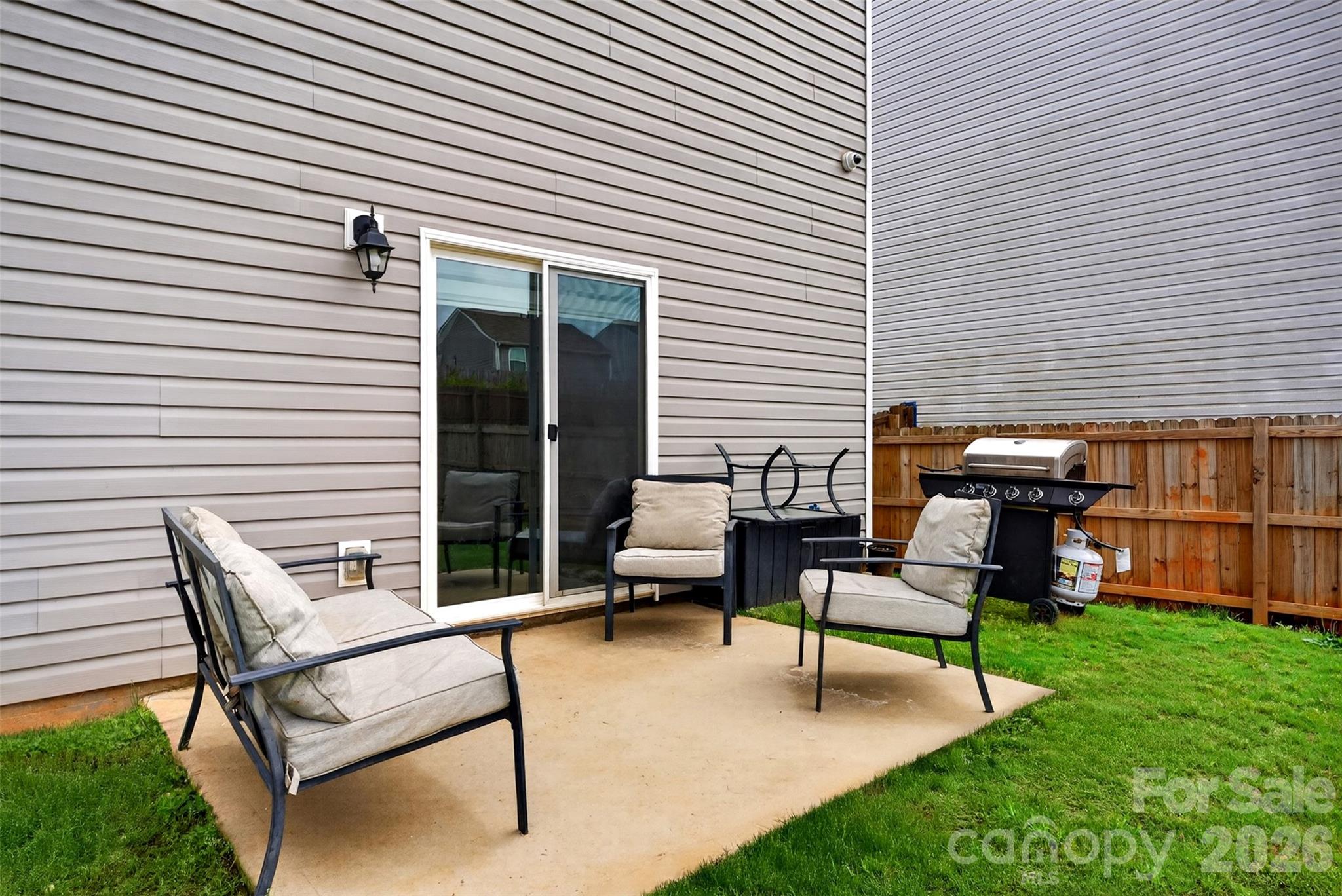 1221 Canter Place — Roebuck