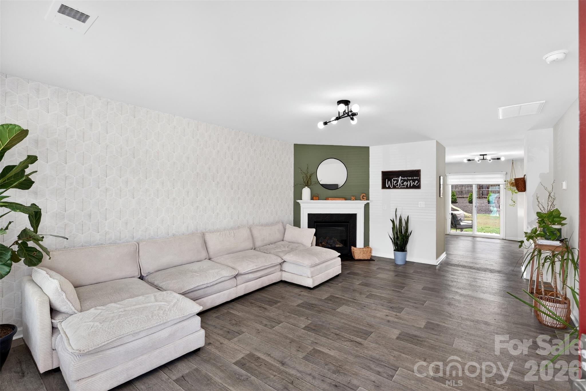 1221 Canter Place — Roebuck