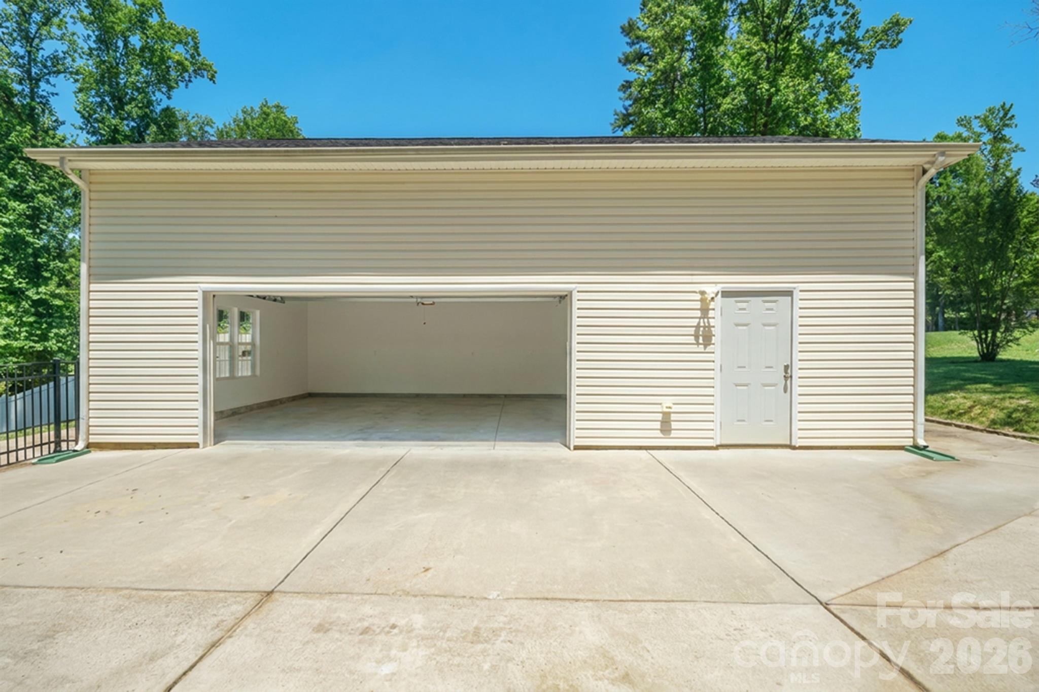 9027 Leah Meadow Lane — Charlotte
