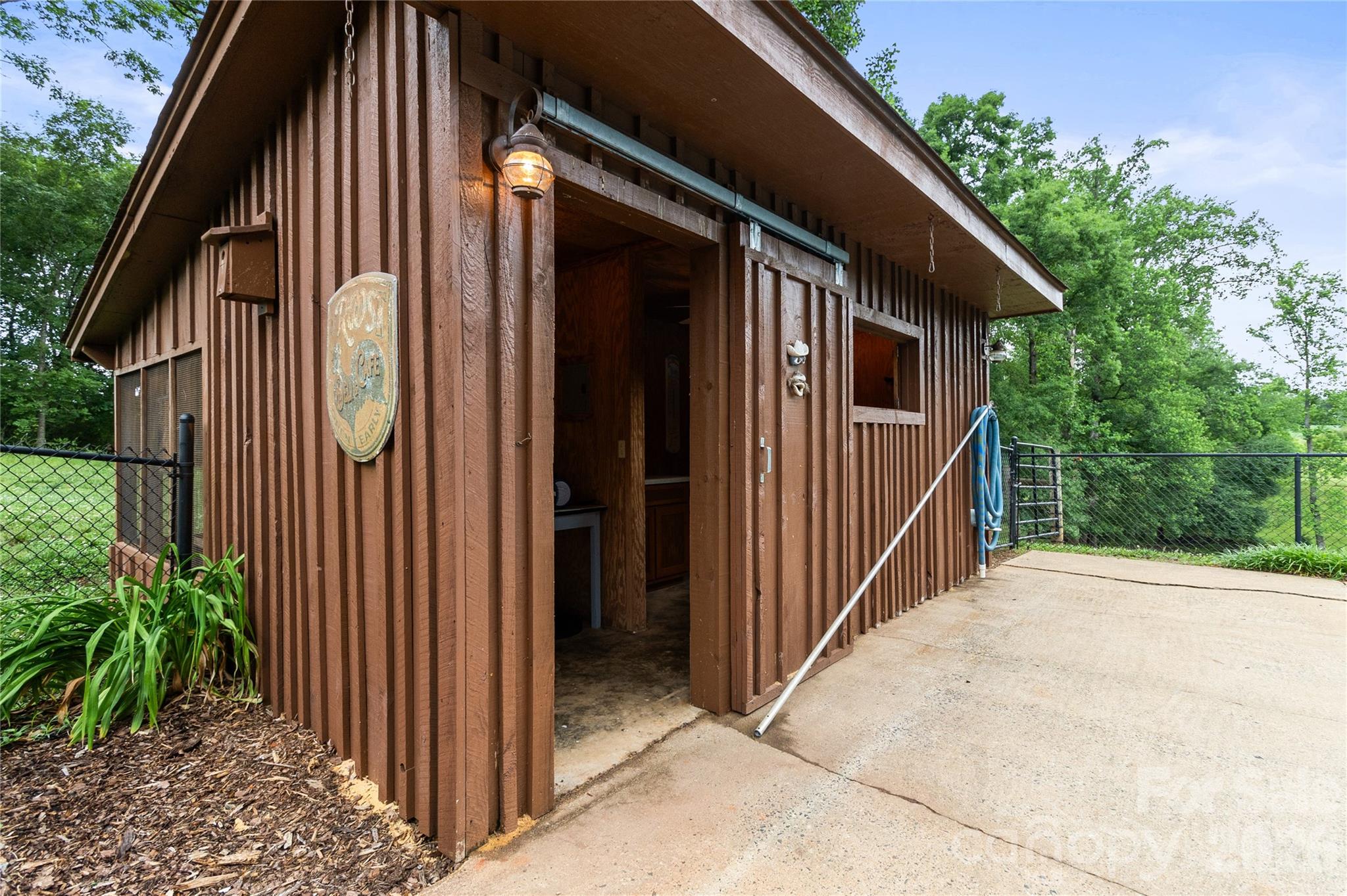 3225 Frank Drive — Shelby