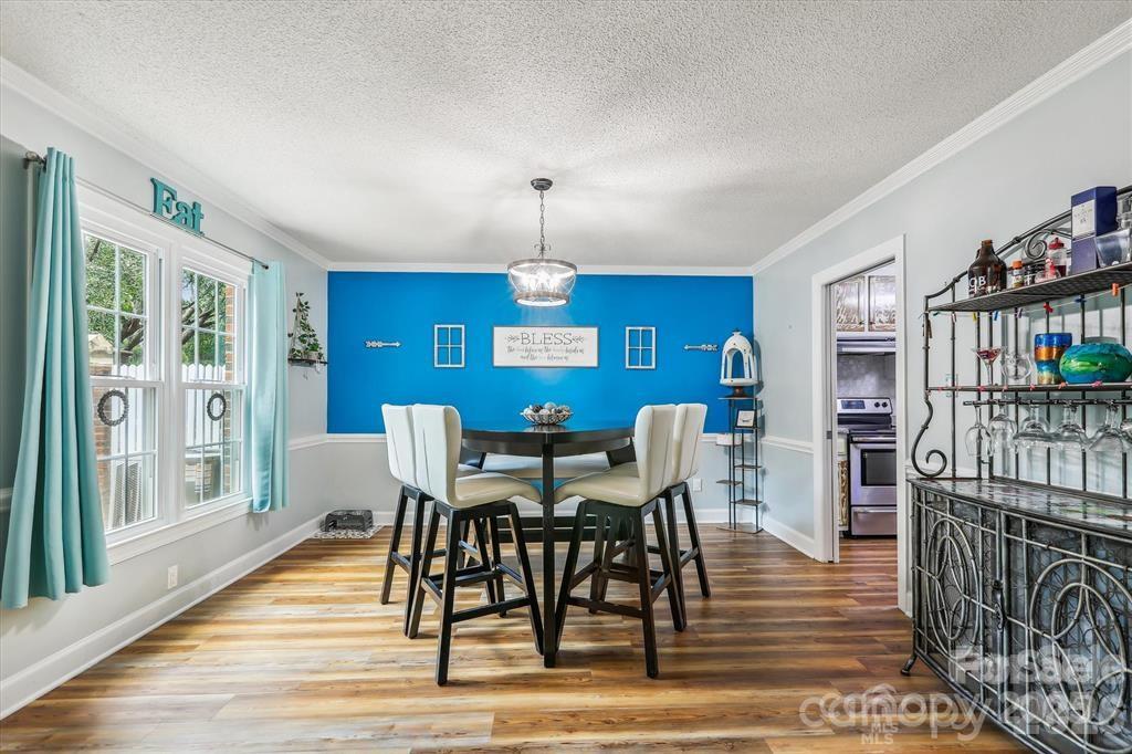 806 Colony Oaks Drive — Monroe