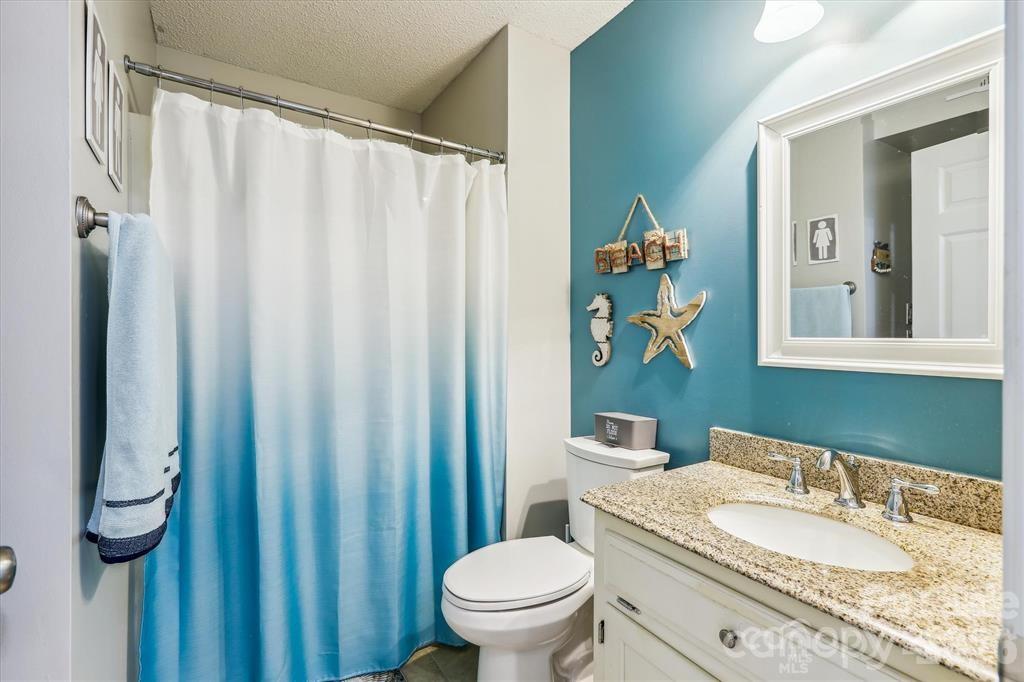 806 Colony Oaks Drive — Monroe