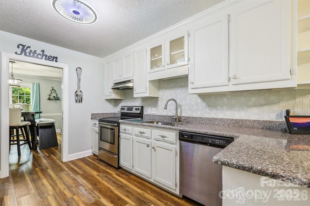 806 Colony Oaks Drive — Monroe
