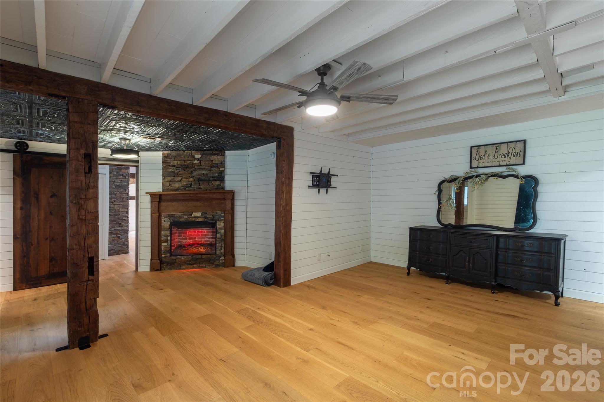 214 Chin Tree Road — Sylva