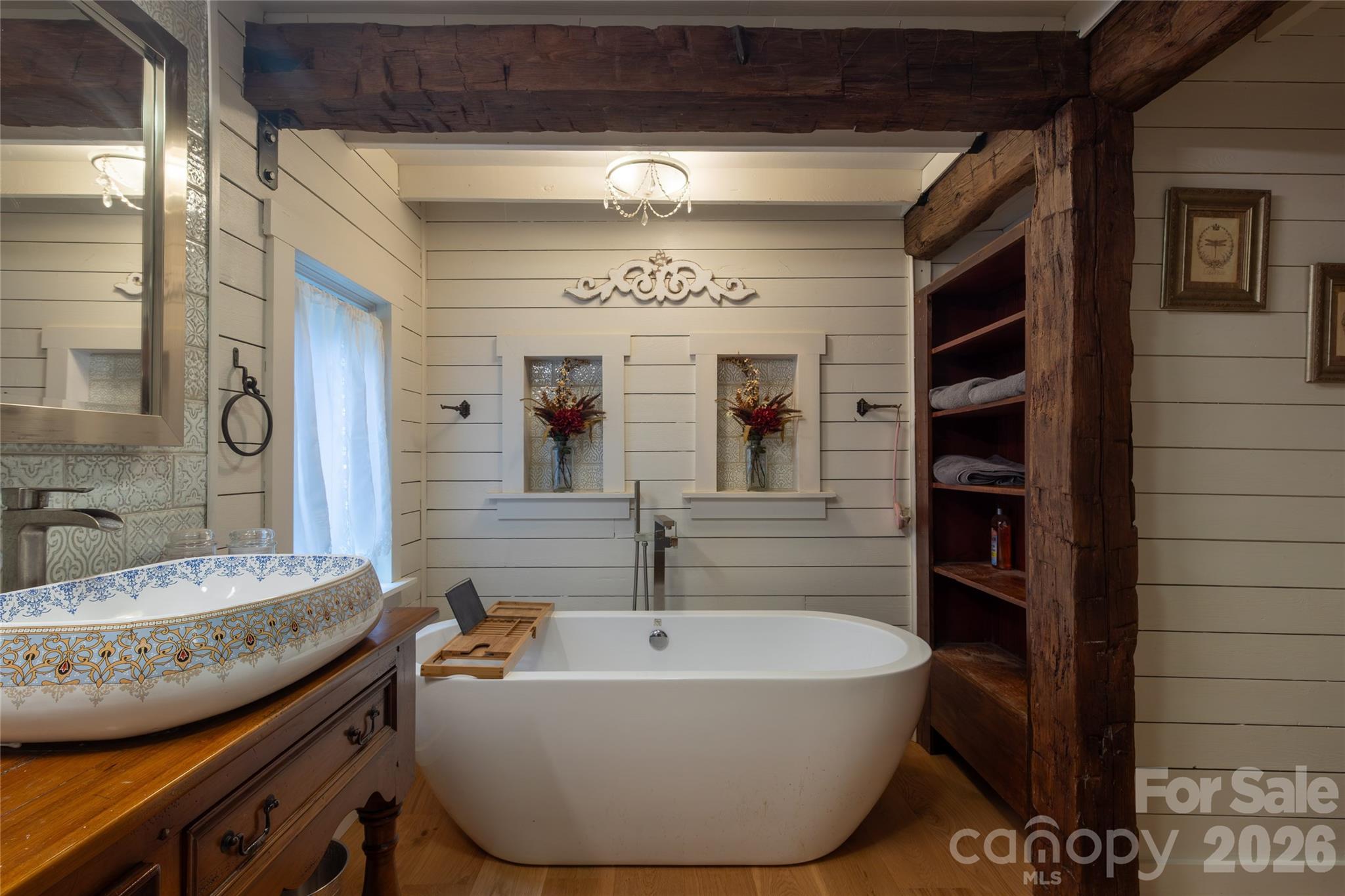 214 Chin Tree Road — Sylva