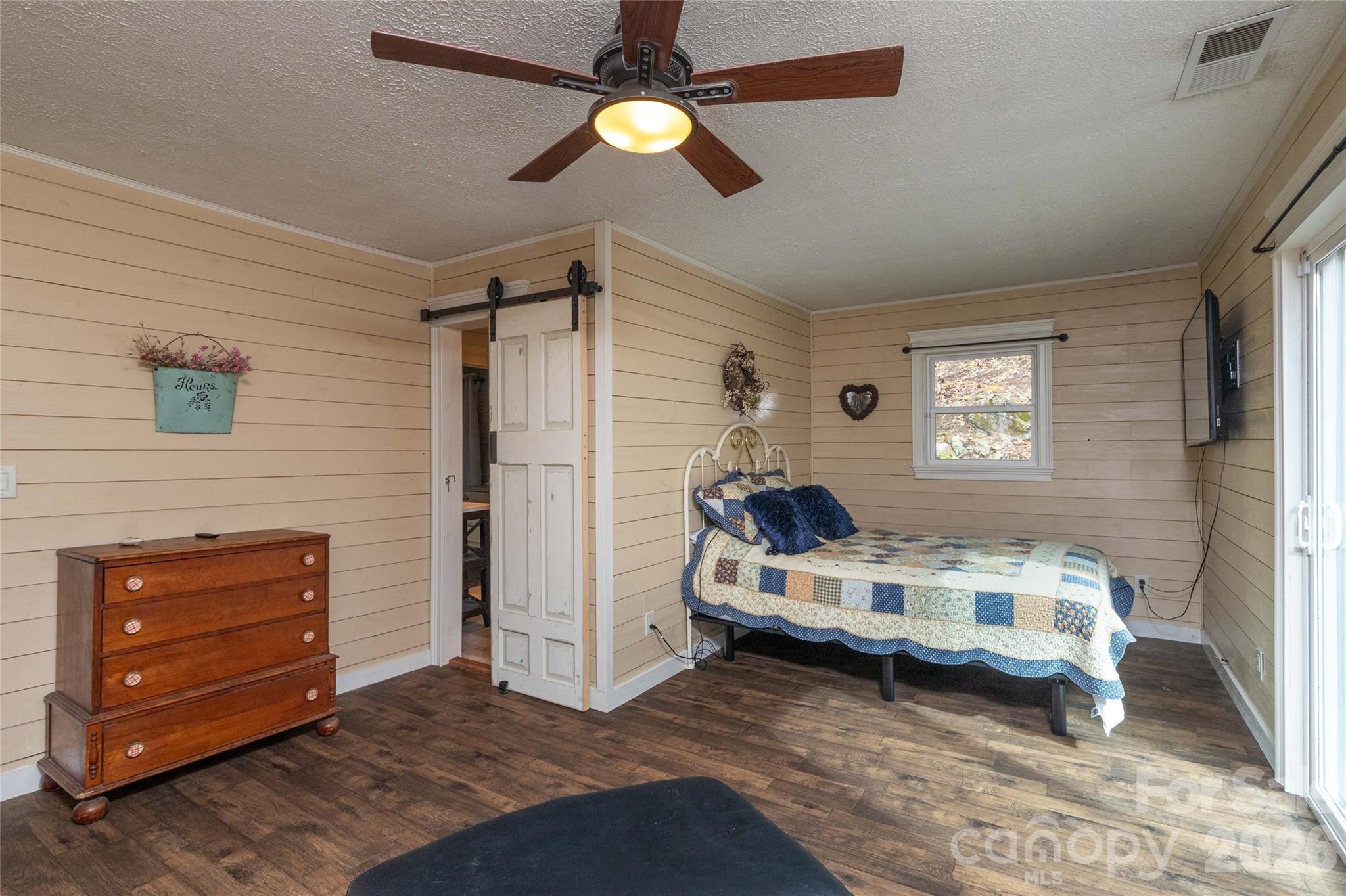 214 Chin Tree Road — Sylva