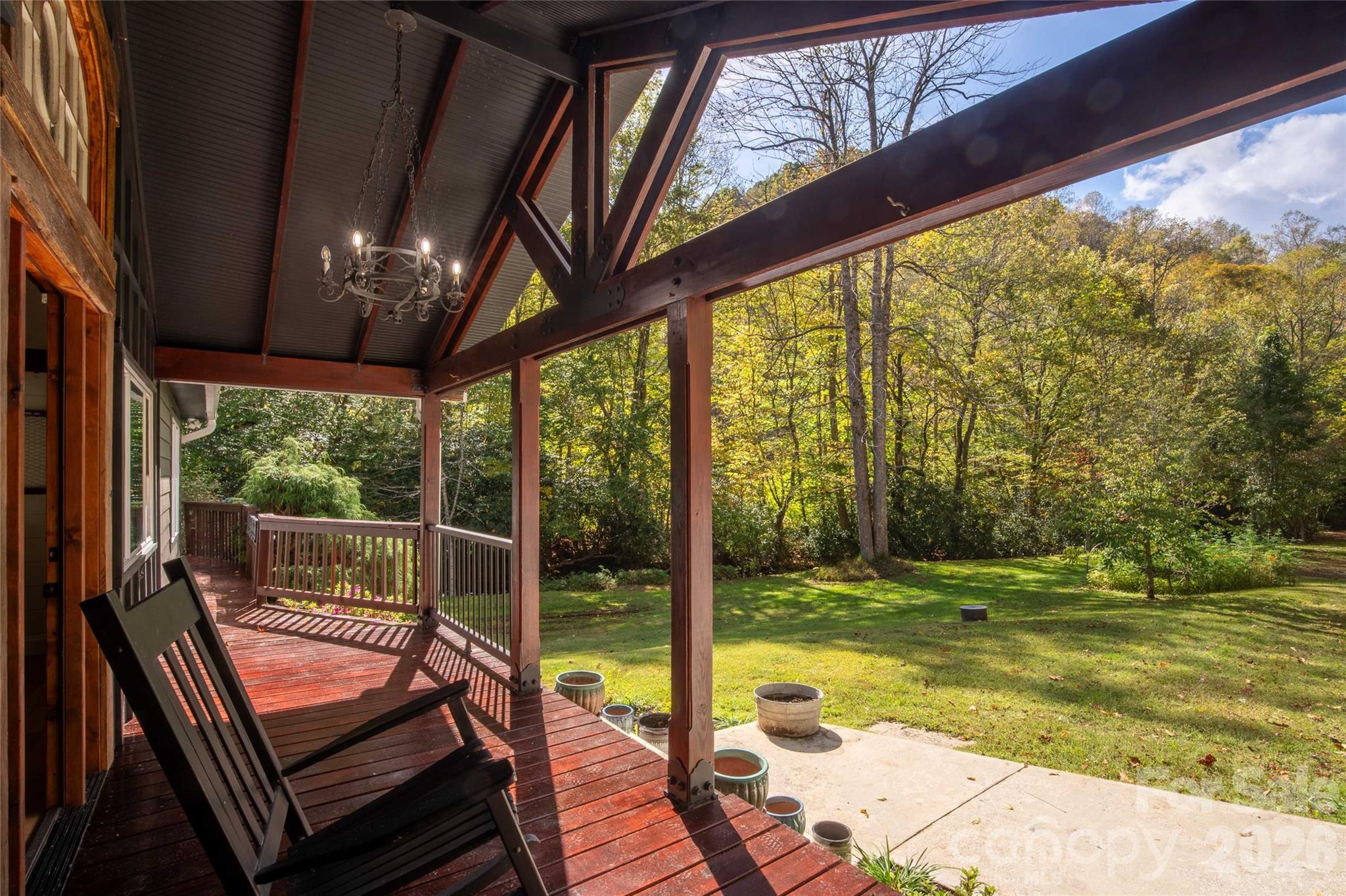 214 Chin Tree Road — Sylva