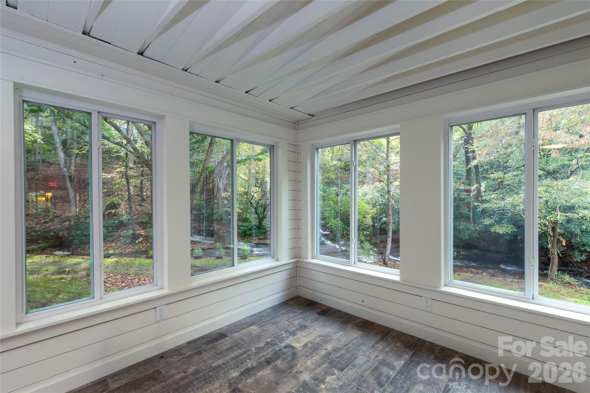 214 Chin Tree Road — Sylva