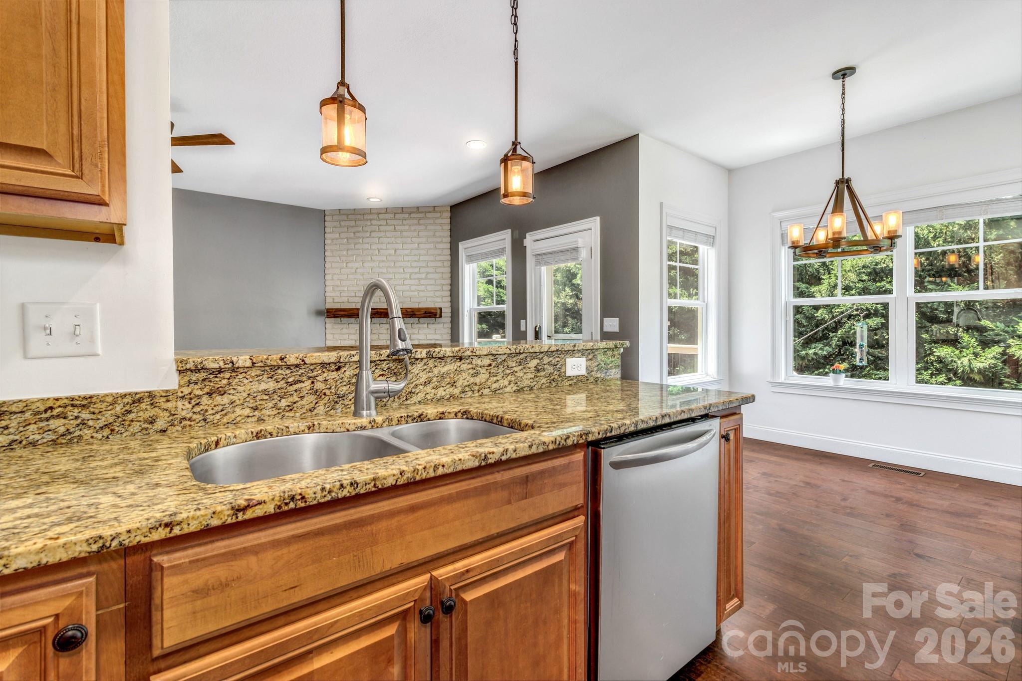 48 Asher Lane — Arden
