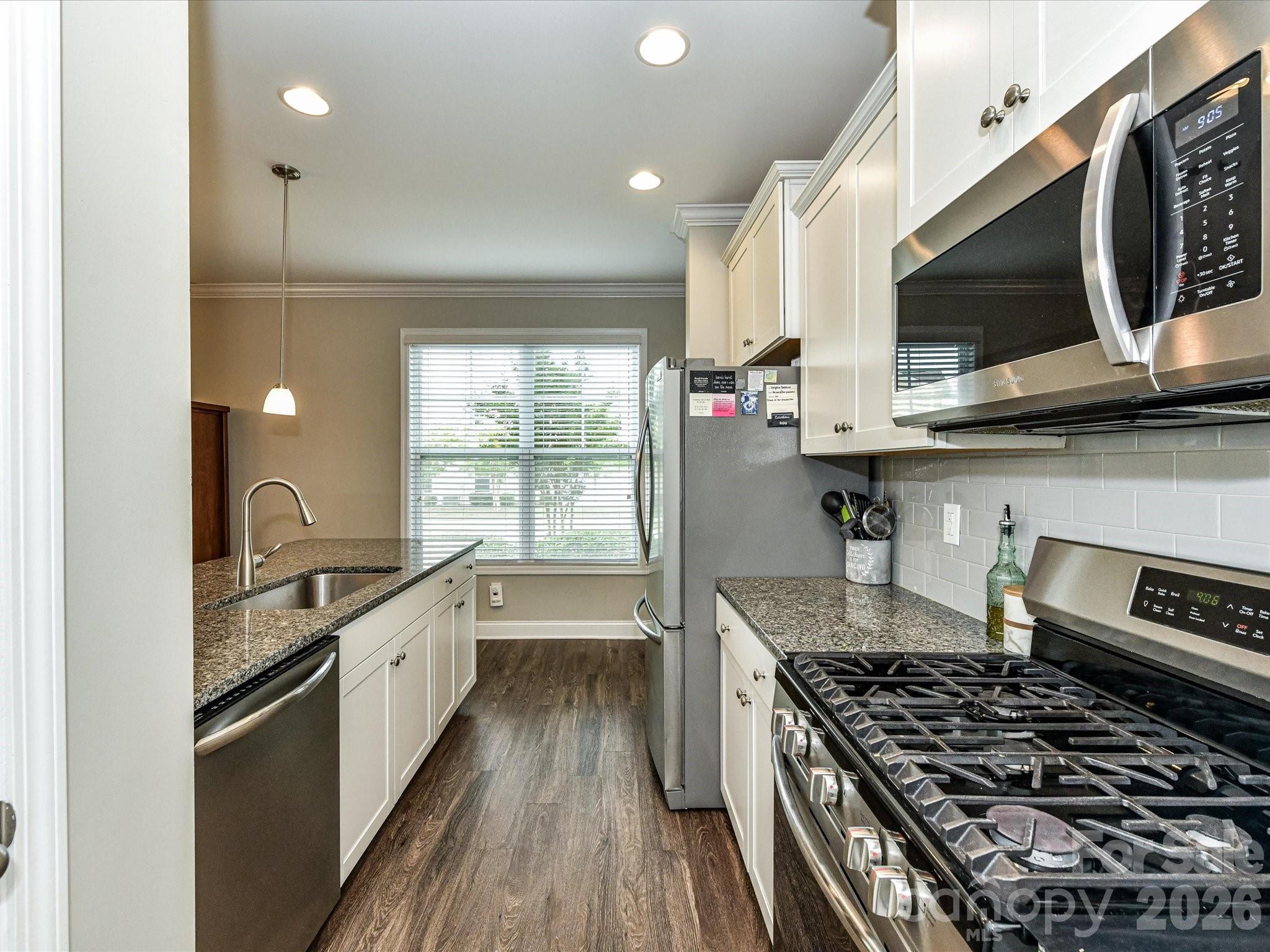 905 Pennington Drive — Lancaster