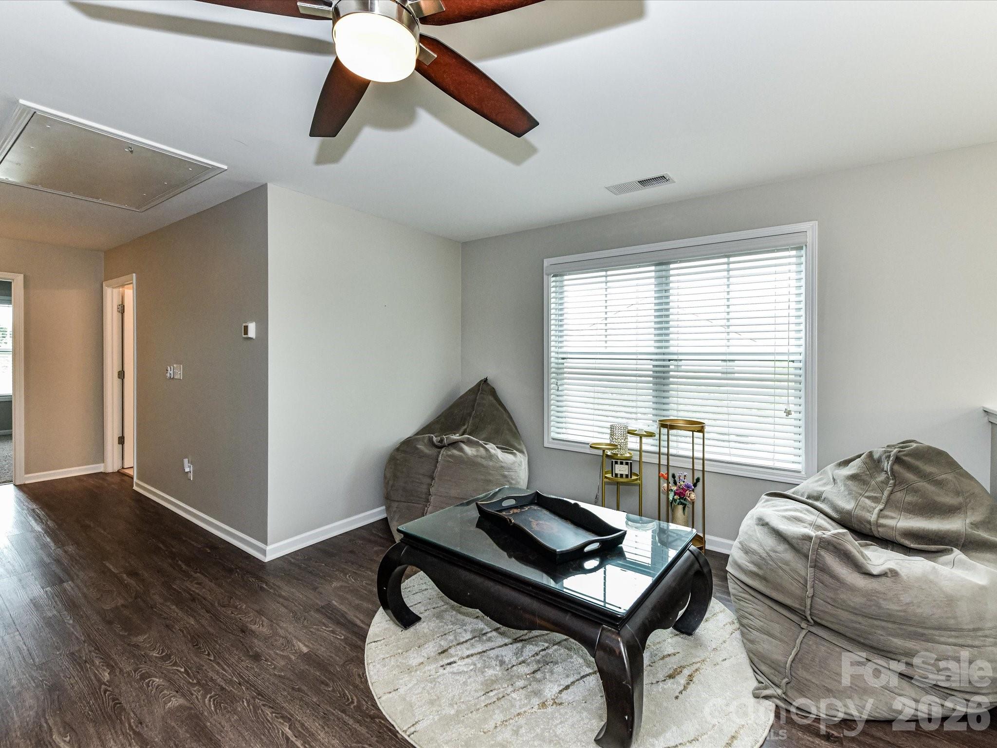 905 Pennington Drive — Lancaster