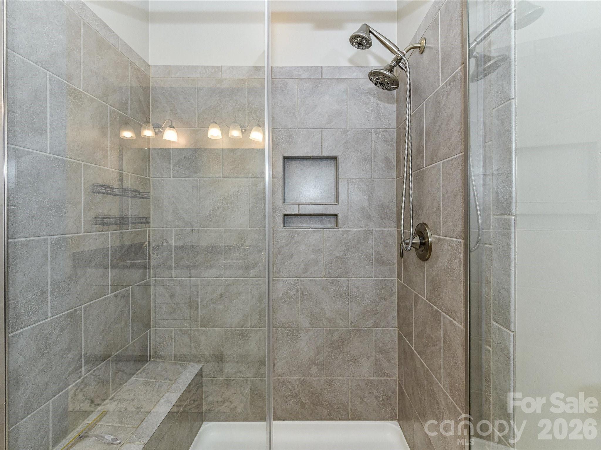 905 Pennington Drive — Lancaster