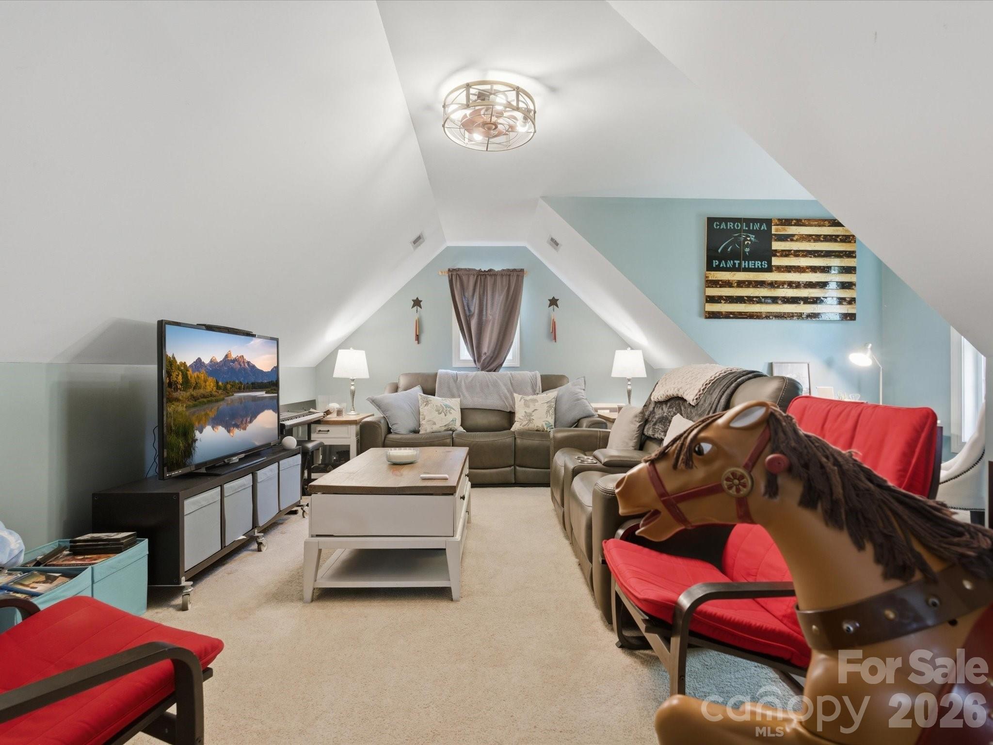 705 Redah Avenue — Locust