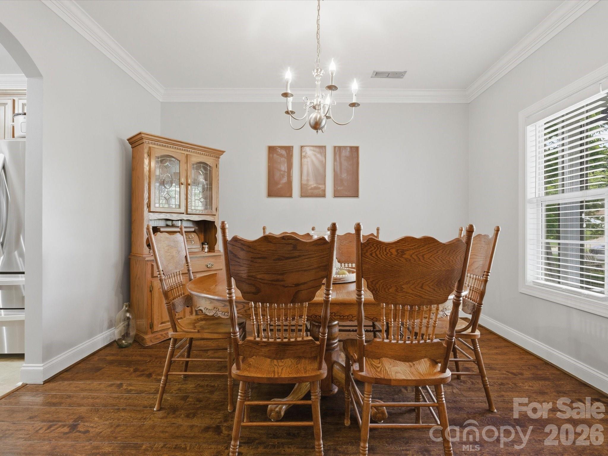 705 Redah Avenue — Locust