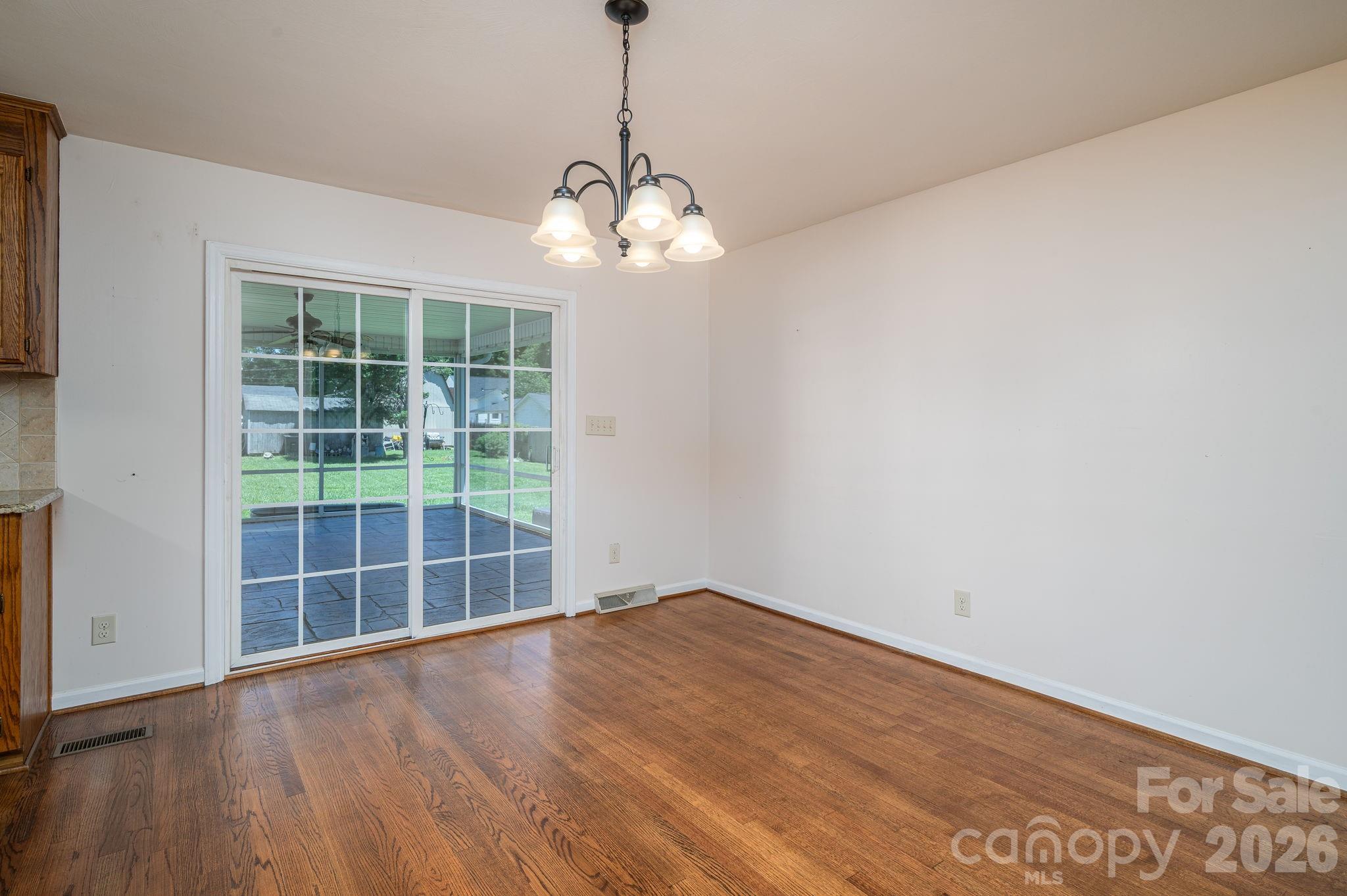 1920 Echo Lane — Gastonia